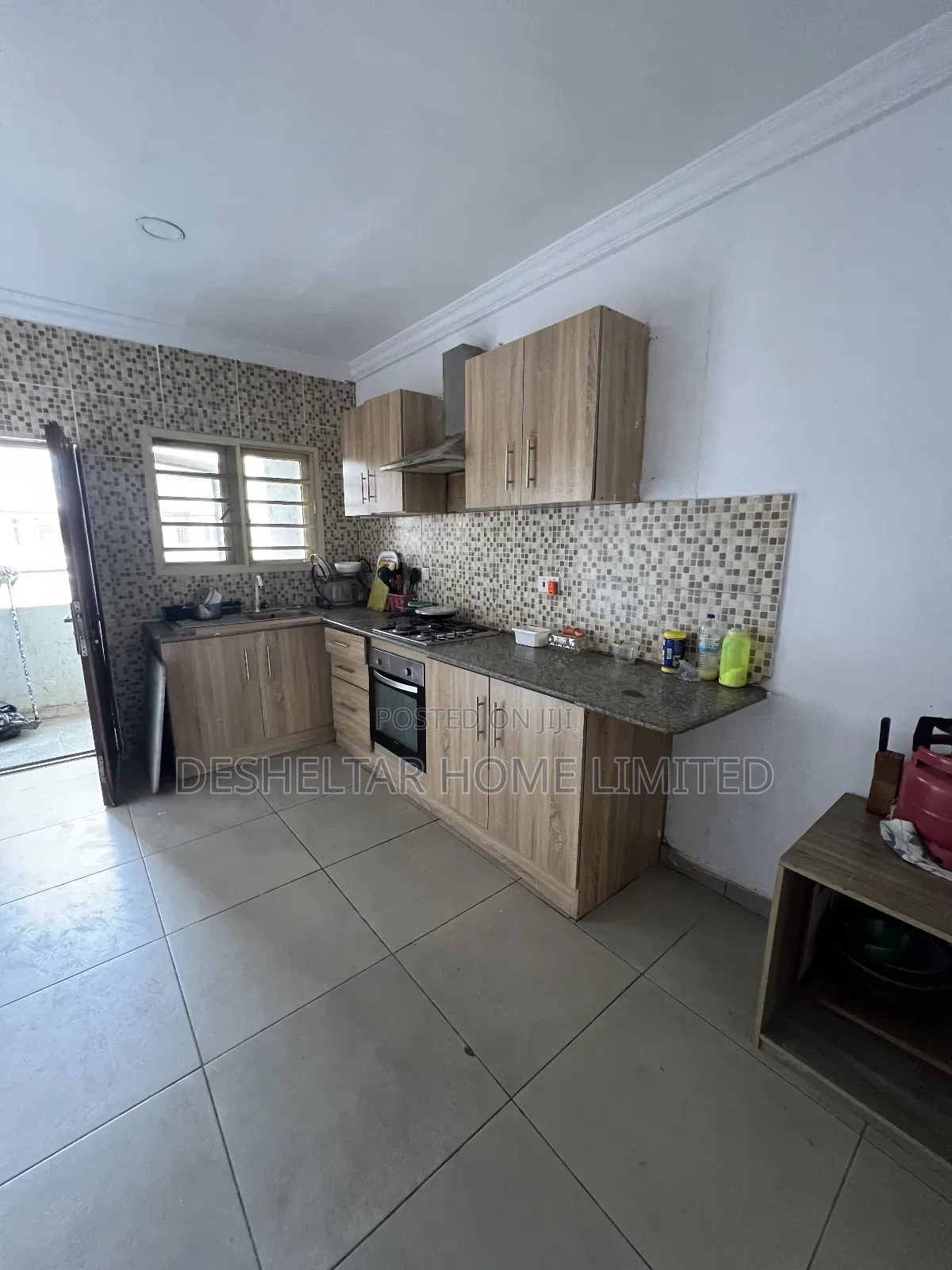 3bdrm Shared Apartment in Southern View Estate, Chevron for rent