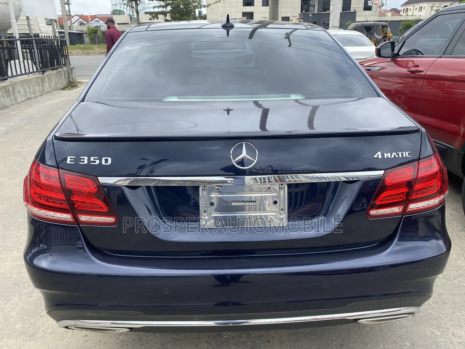 Mercedes-Benz E350 2014 Blue