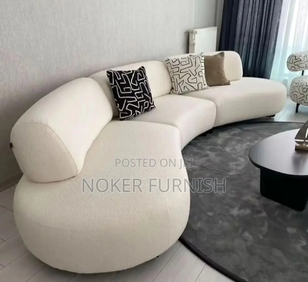 Luxury Curved High Quality Chairs