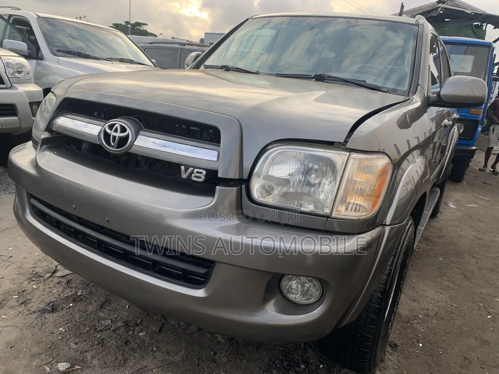 Toyota Sequoia 2006 Gray