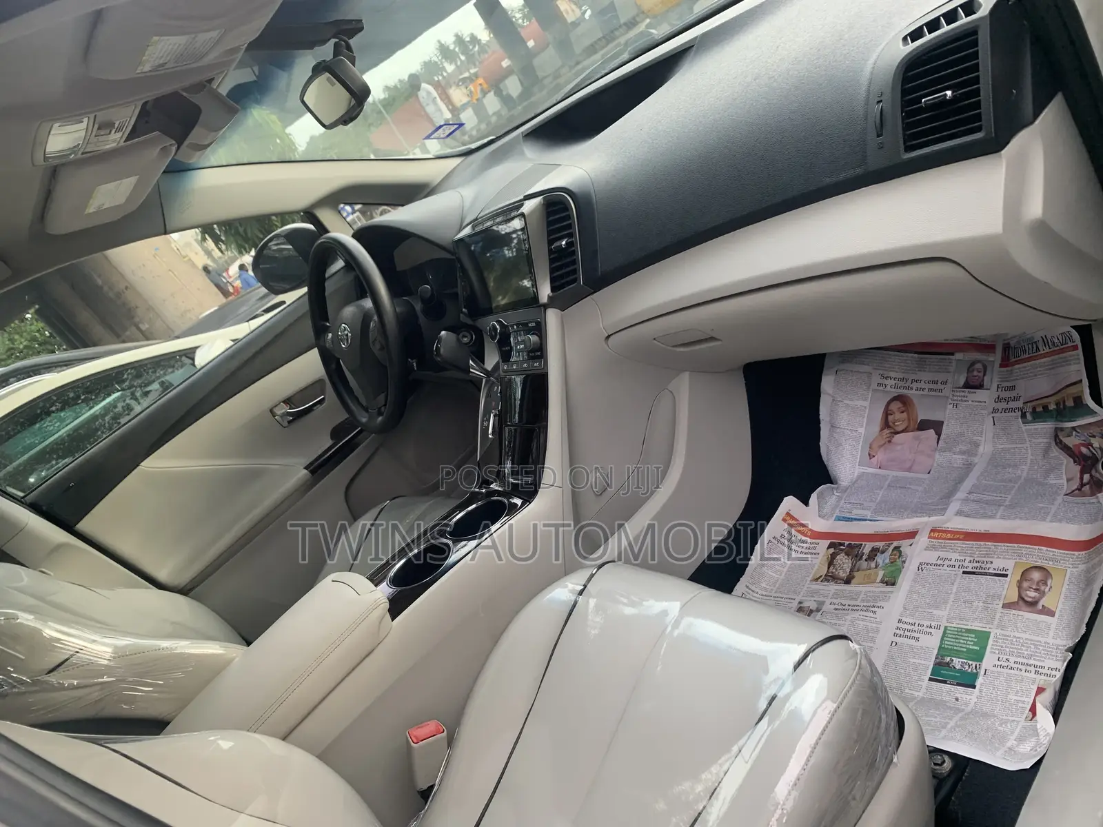 Toyota Venza AWD 2010 White