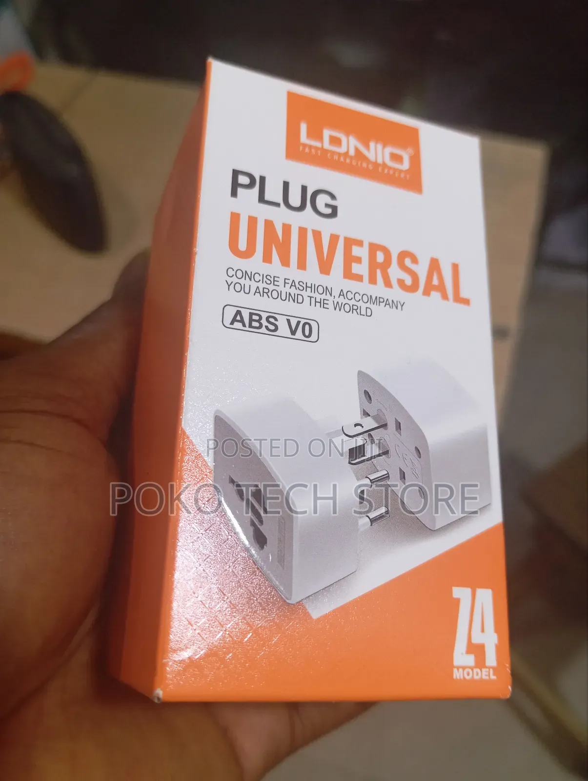 LDNIO Z4 World Travel Adapter