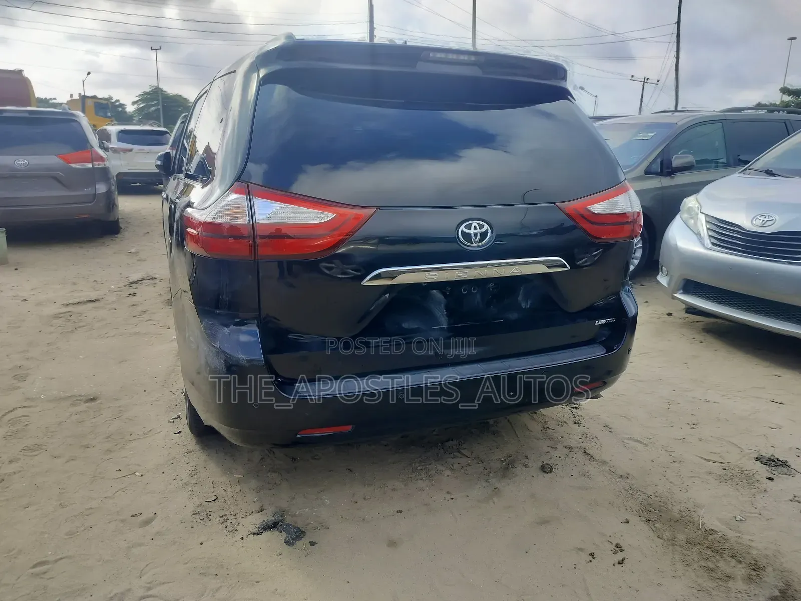 Toyota Sienna 2017 Black