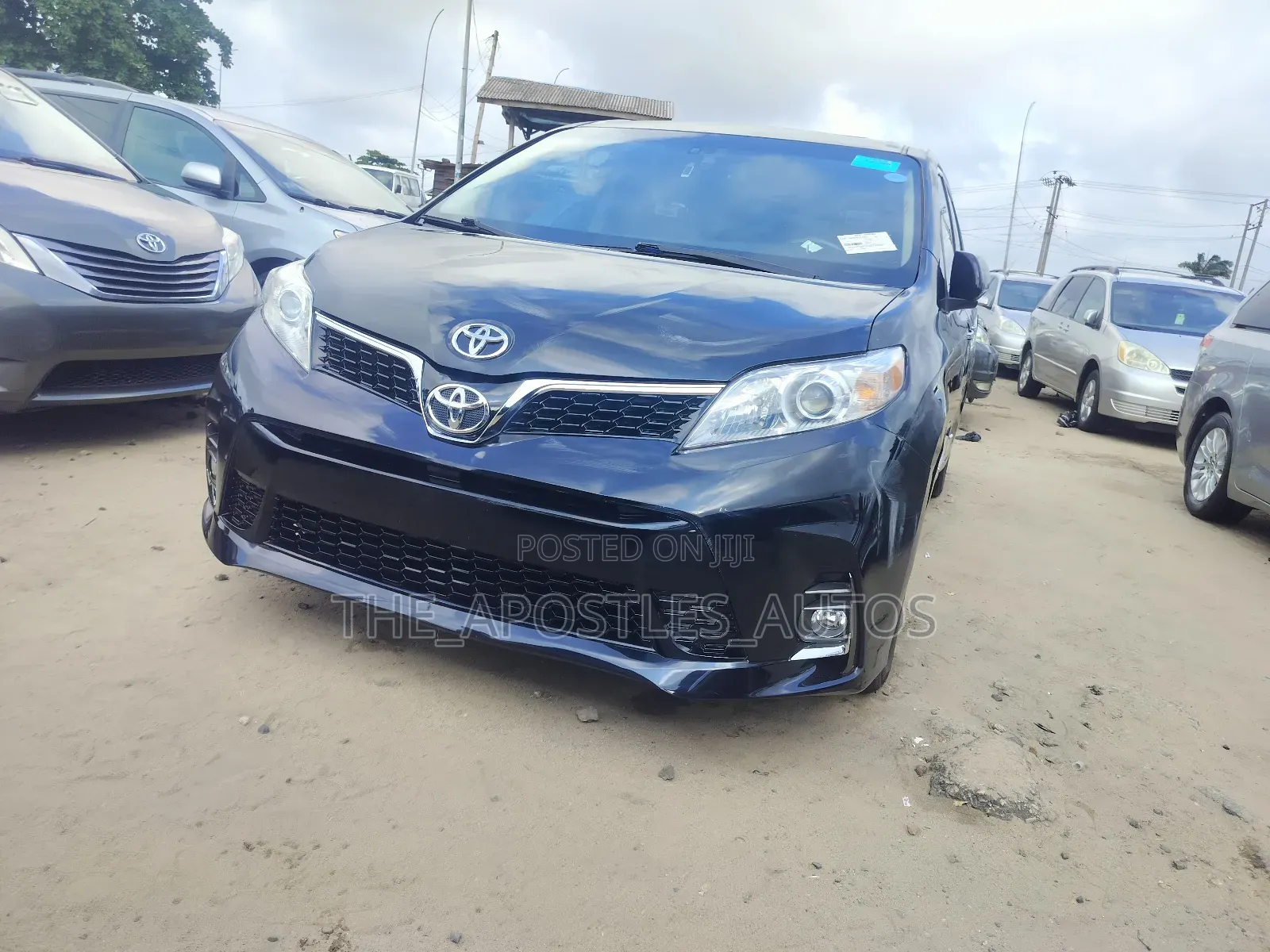 Toyota Sienna 2017 Black