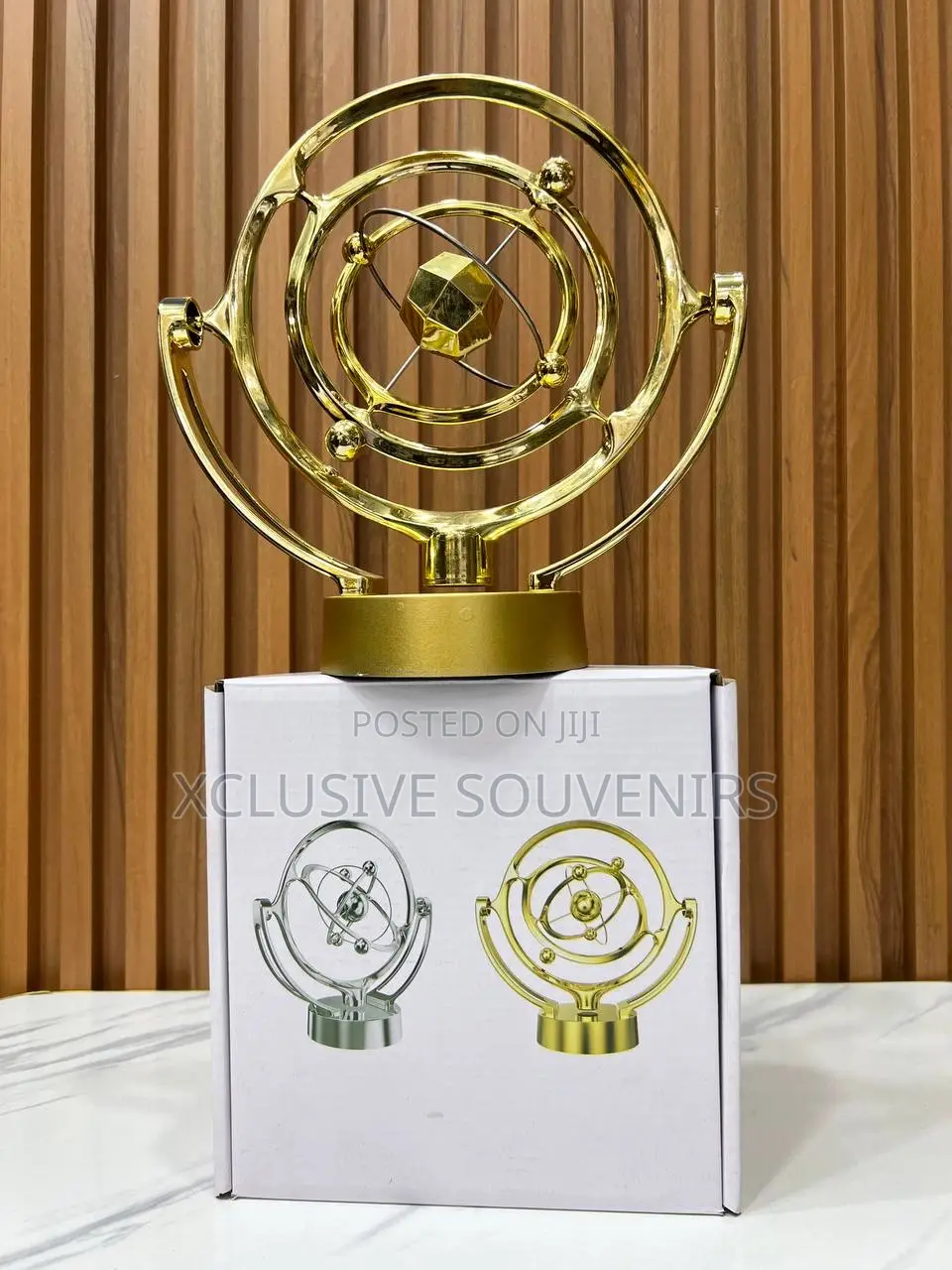 Orbital Perpetual Motion Swing Decor