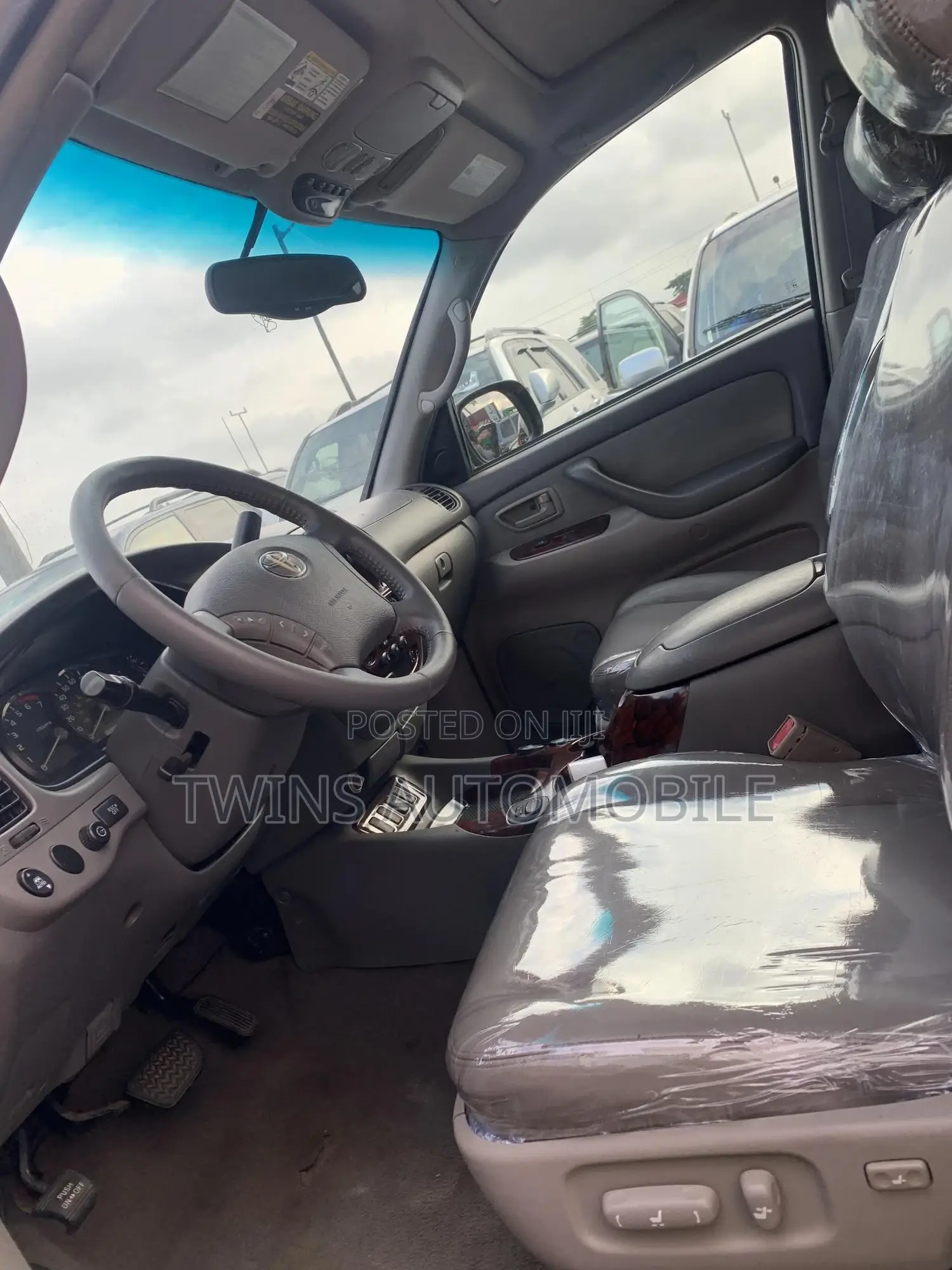 Toyota Sequoia 2006 Gray