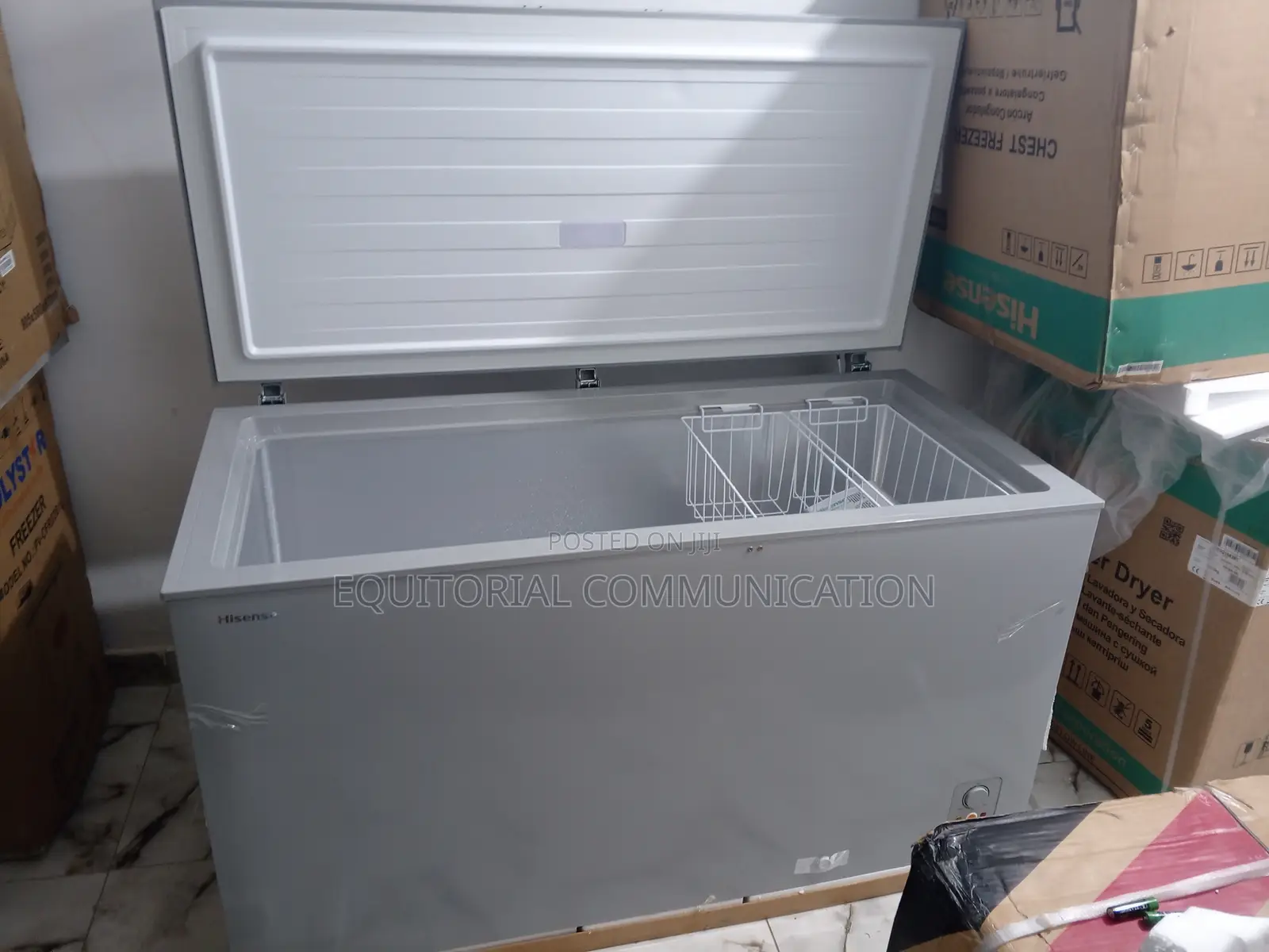 The Hisense Fc55dd 420litres Chest Freezer 
