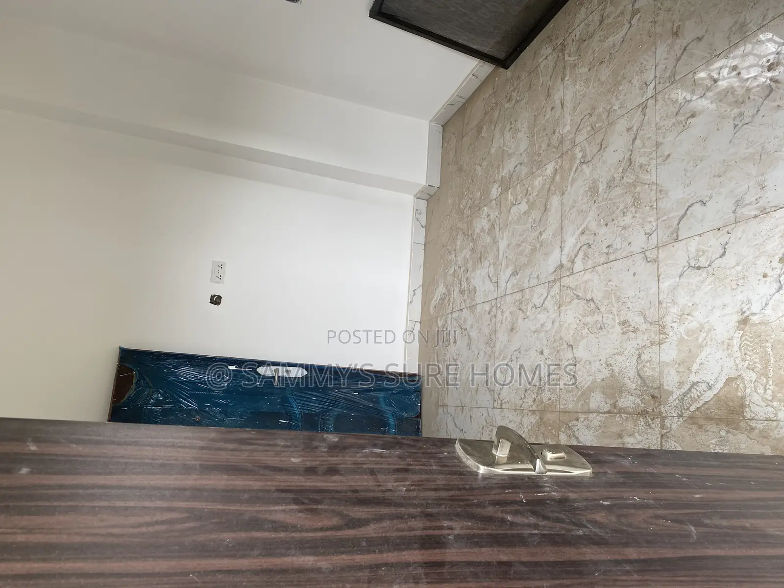 1bdrm Room & Parlour in 5Th Avenue Gwarinpa for rent