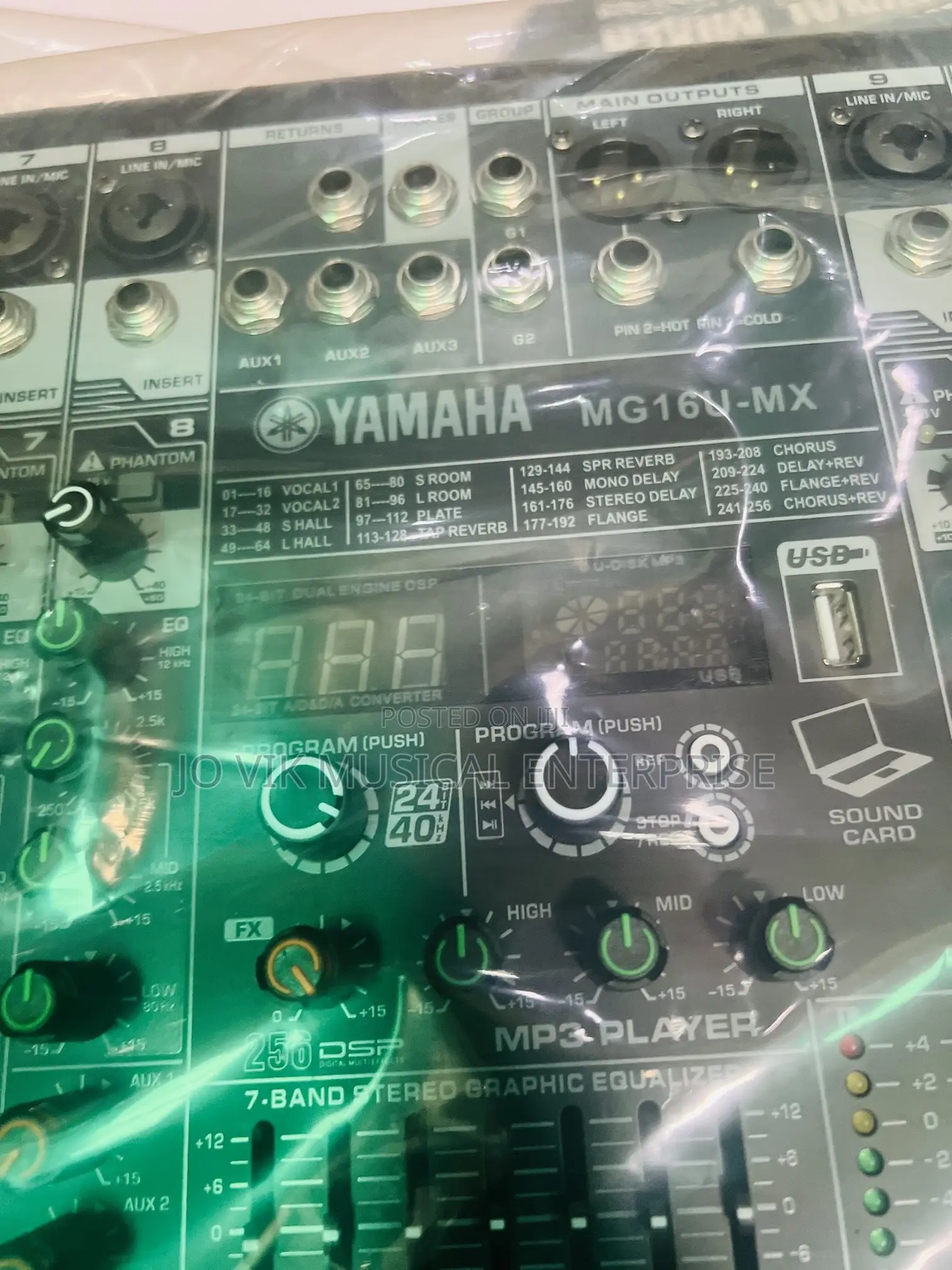 Yahama Mixer 16 Channel Professional Mixing Console Effects Processor