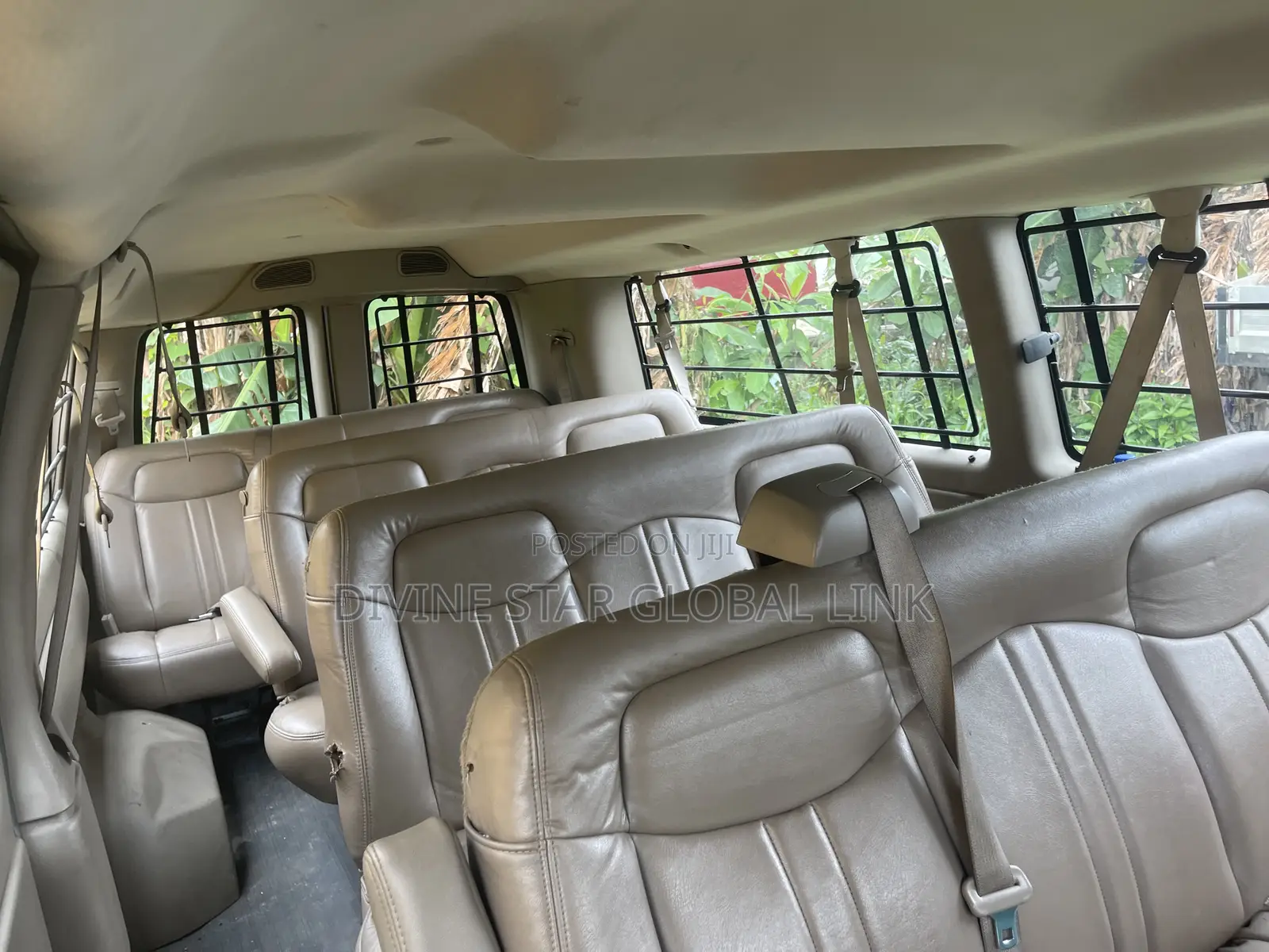 Chevrolet Shcool Bus 2007 White