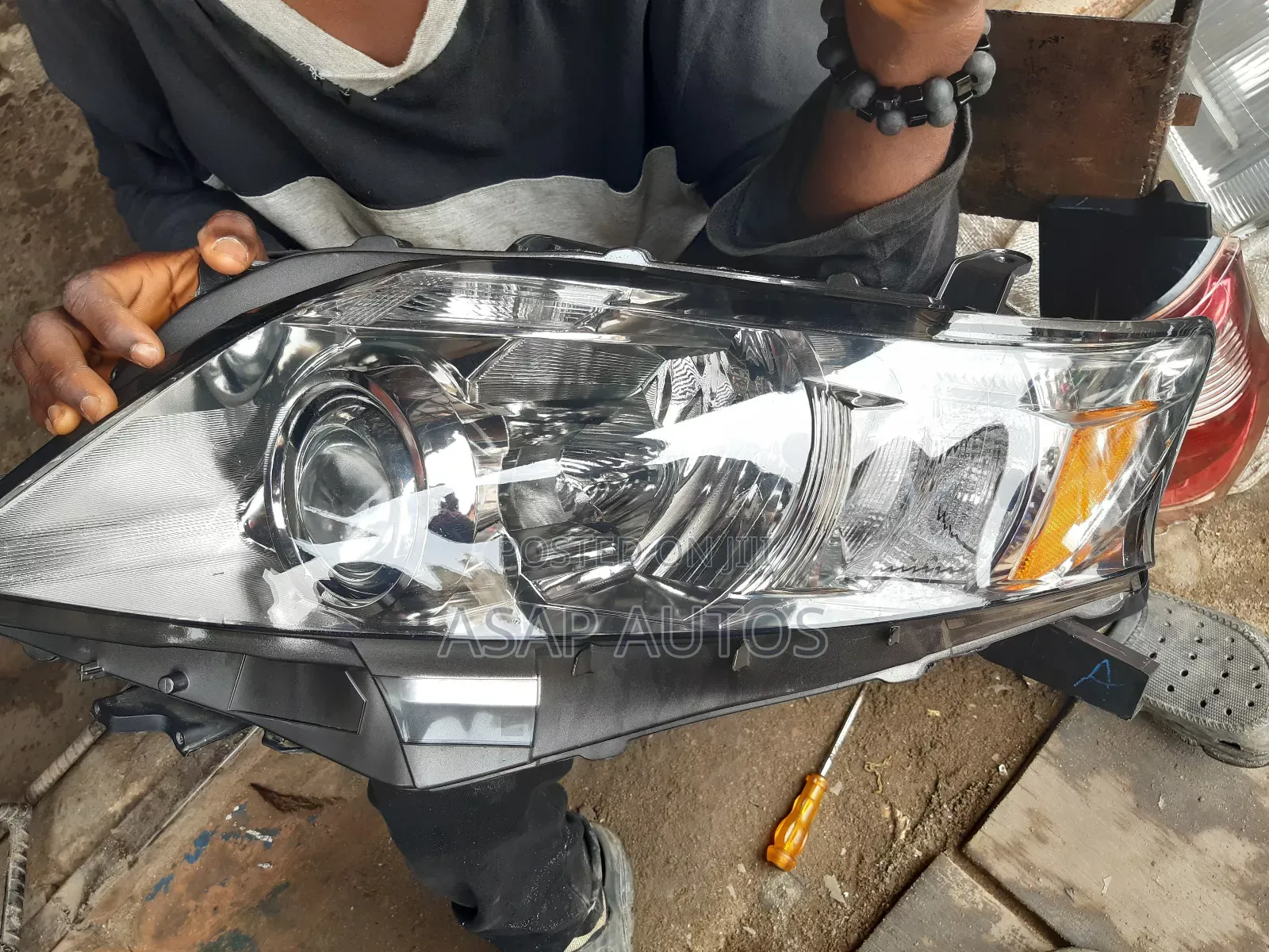 Headlamp for Lexus Rx350 2010