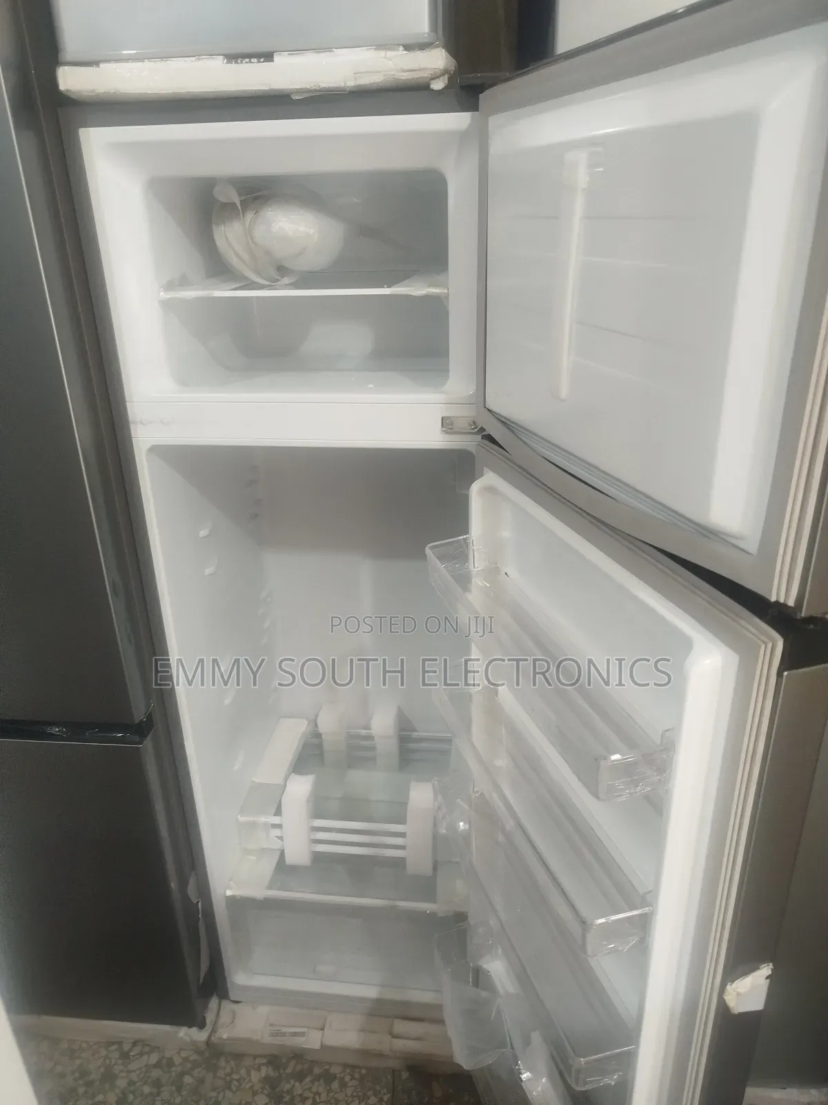 Hisense Low Voltage Standing Fridge
