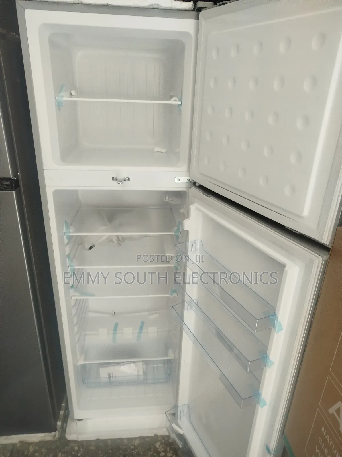 Skyrun Standing Fridge