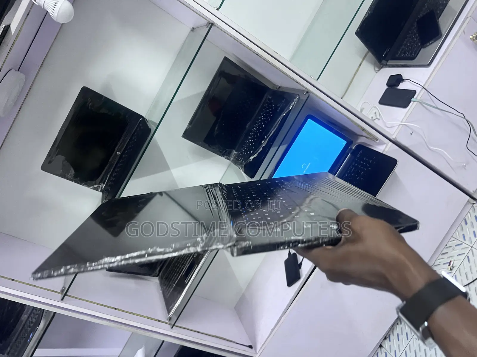 New Laptop Dell Latitude 5450 8GB Intel Core I3 HDD 320GB