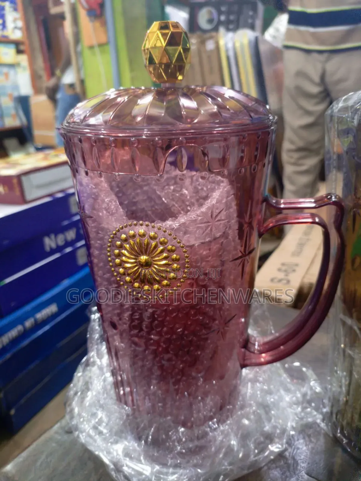 Acrylic Jug Set With Tray