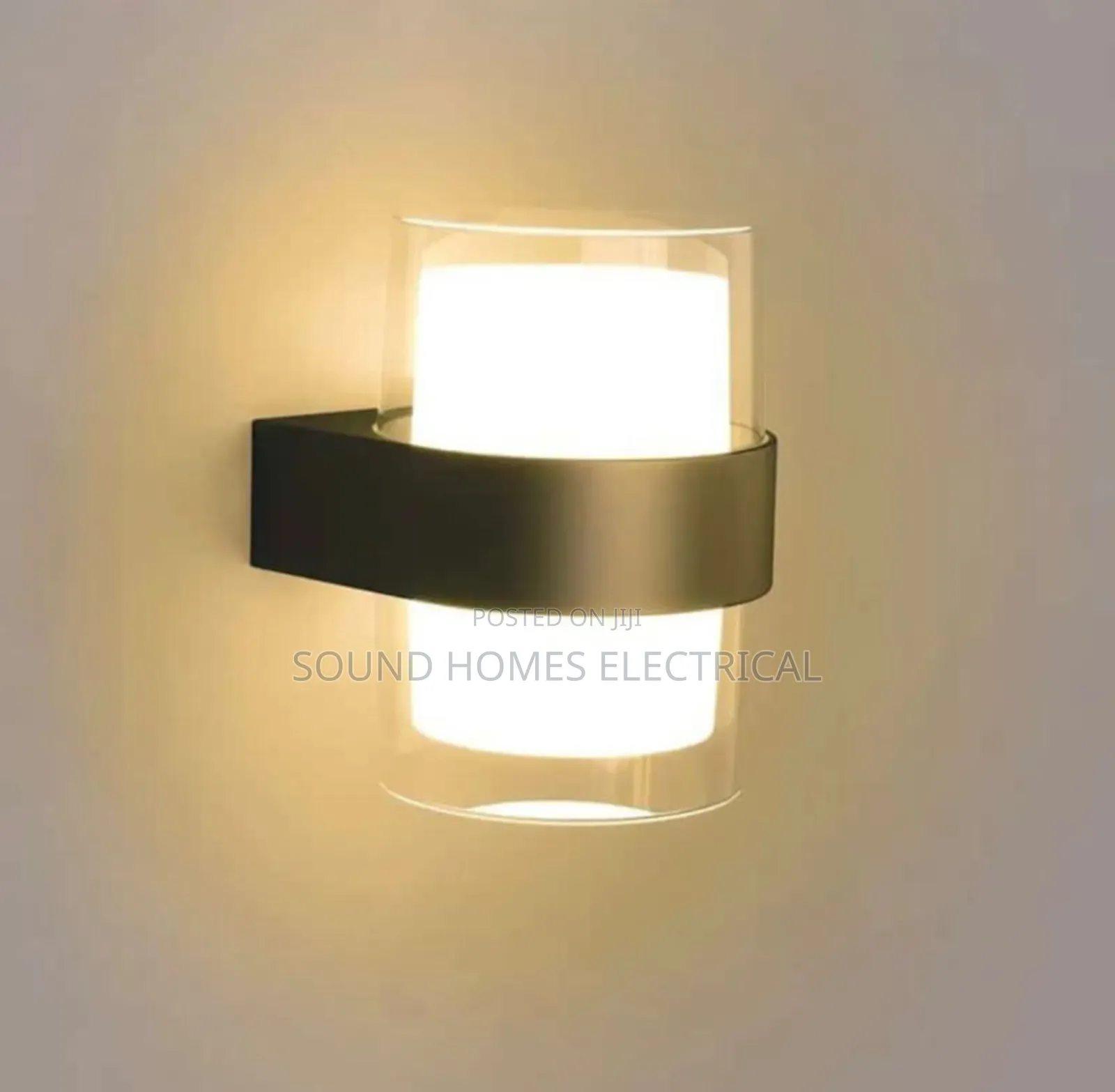 Outdoor/Indoor Wall Bracket Light