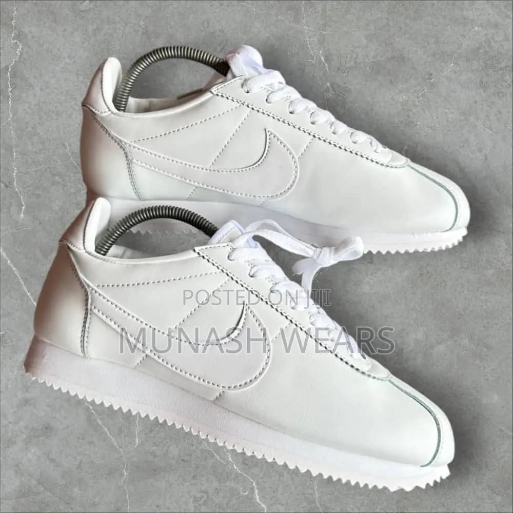Original Nike Sneakers