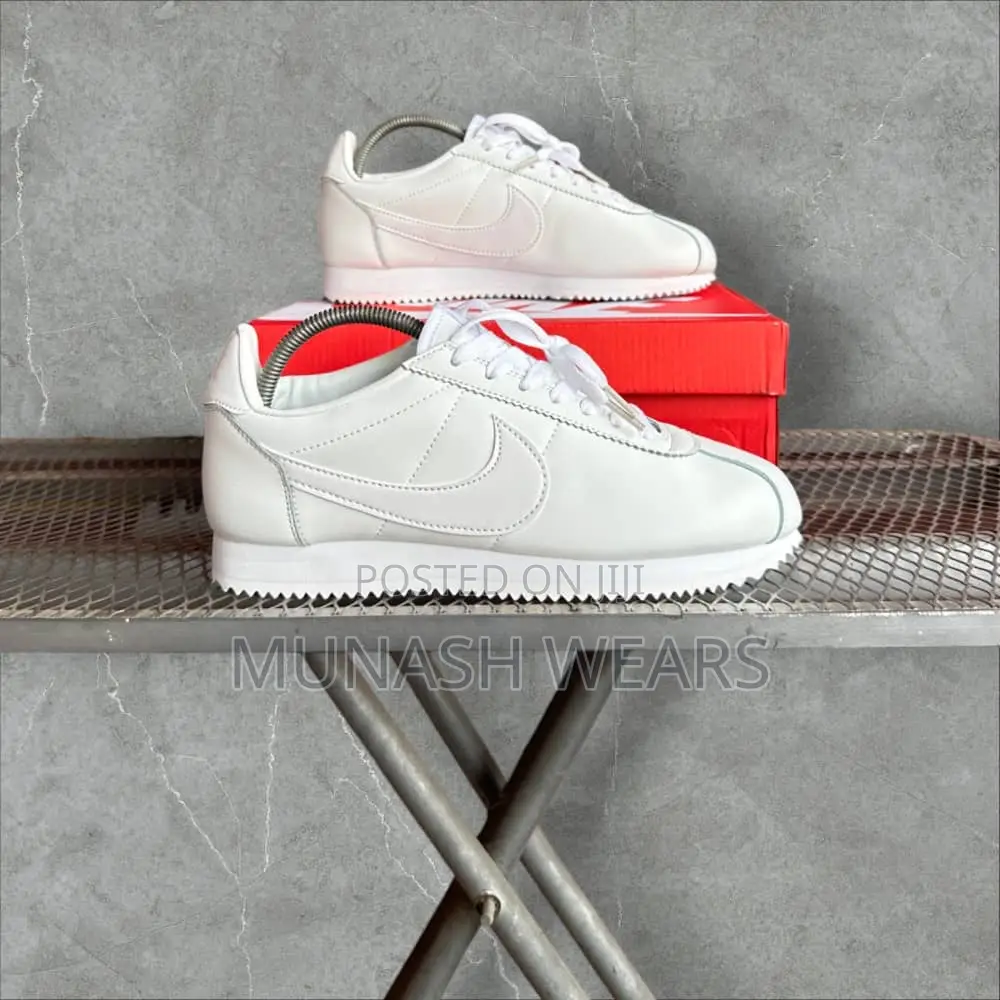Original Nike Sneakers