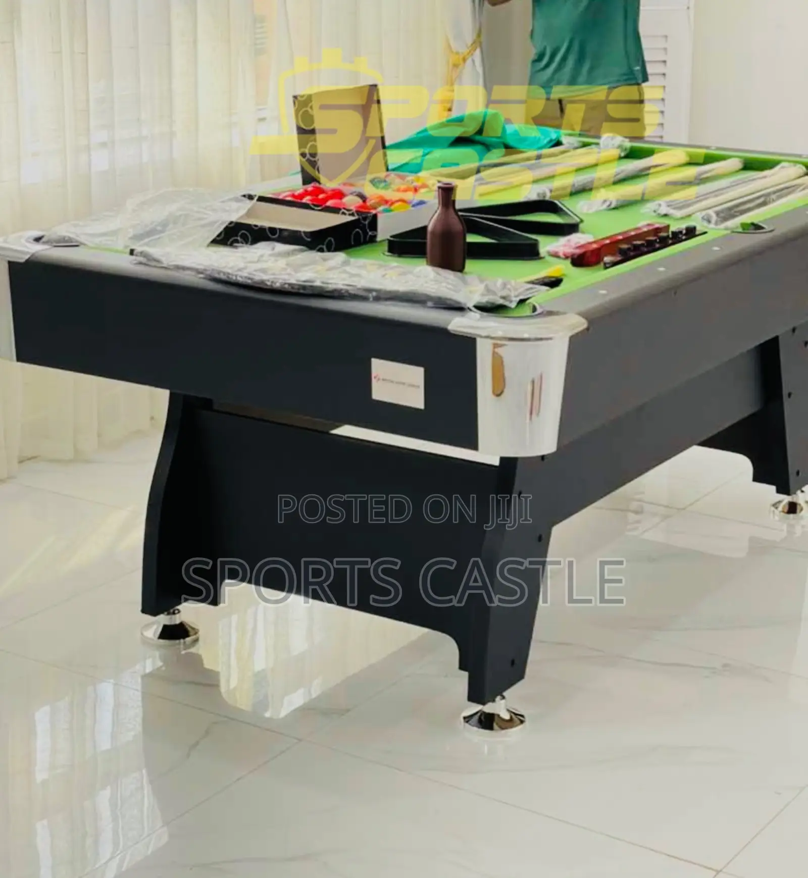 Executive Snooker Board With Many Accessories
