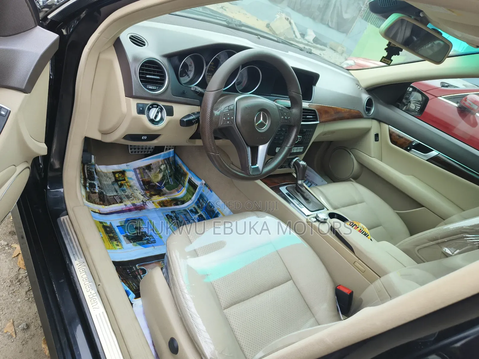 Mercedes-Benz C300 2012 Black