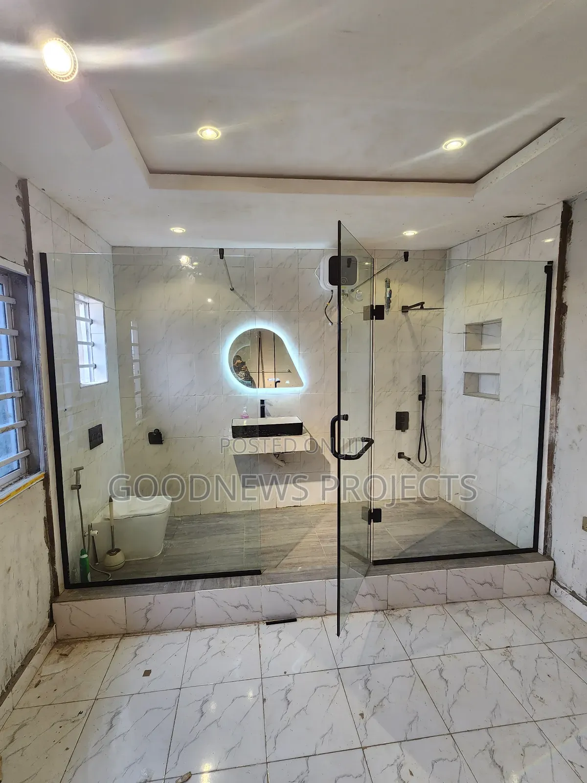 Master Frameless Hinged Shower Glass (Black)