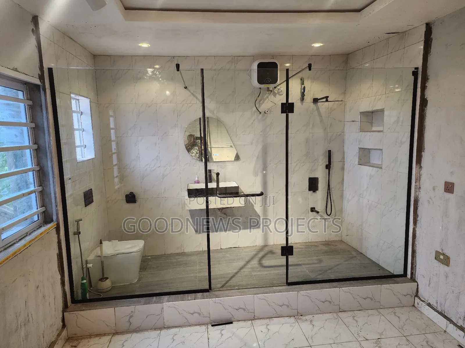 Master Frameless Hinged Shower Glass (Black)