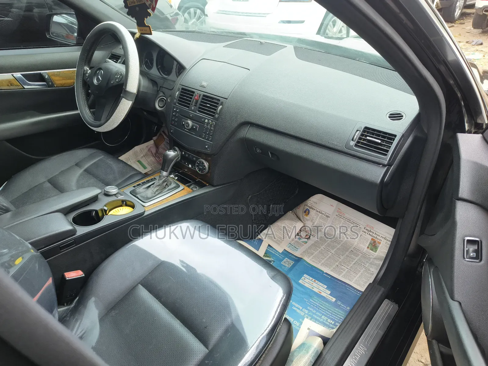 Mercedes-Benz C300 2011 Black