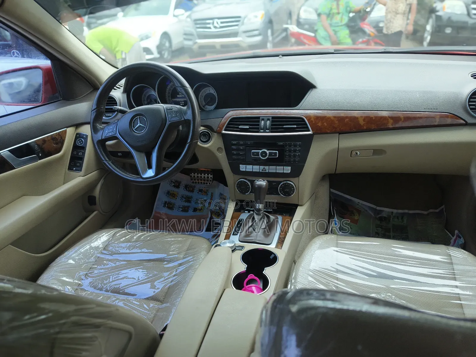 Mercedes-Benz C300 2014 Red