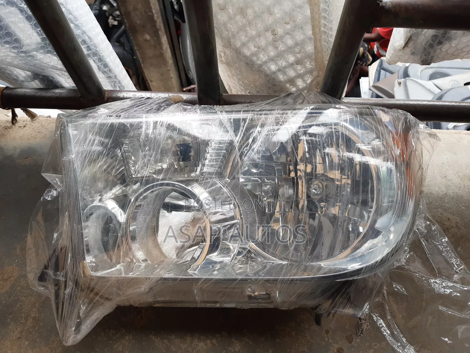 Headlamp for Toyota Tundra 2008