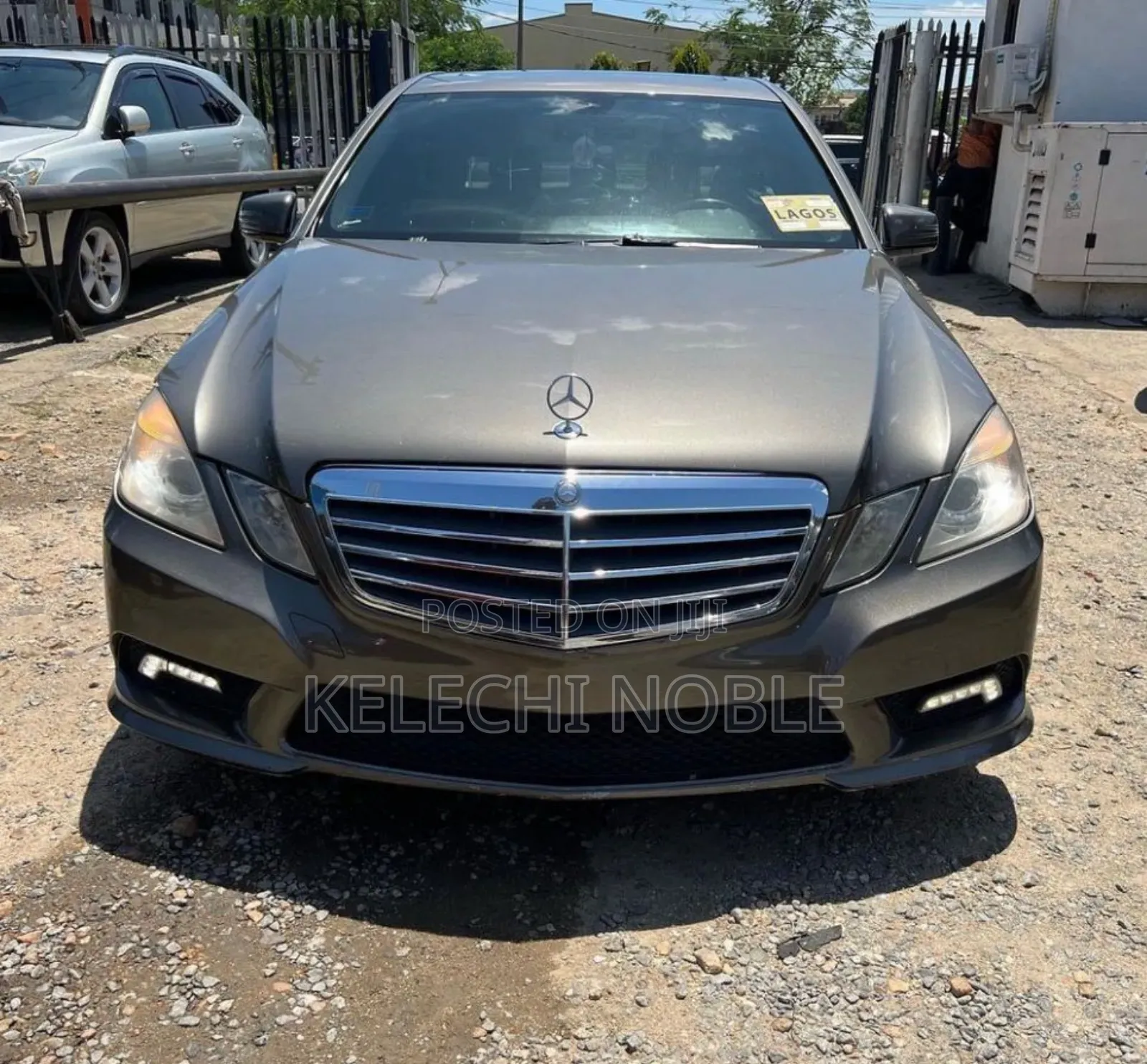 Mercedes-Benz E350 Base 4dr Sedan RWD (3.5L 6cyl 7A) 2010 Gray