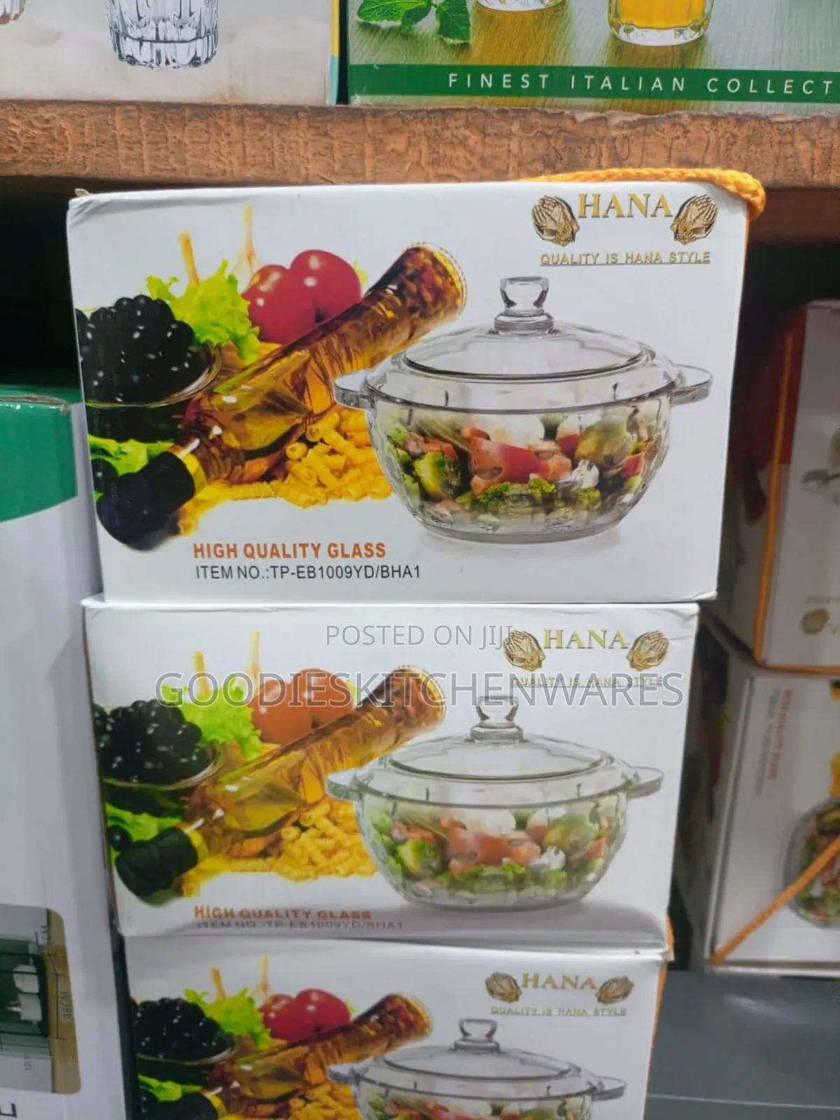 Transparent Glass Salad Bowl With Cover