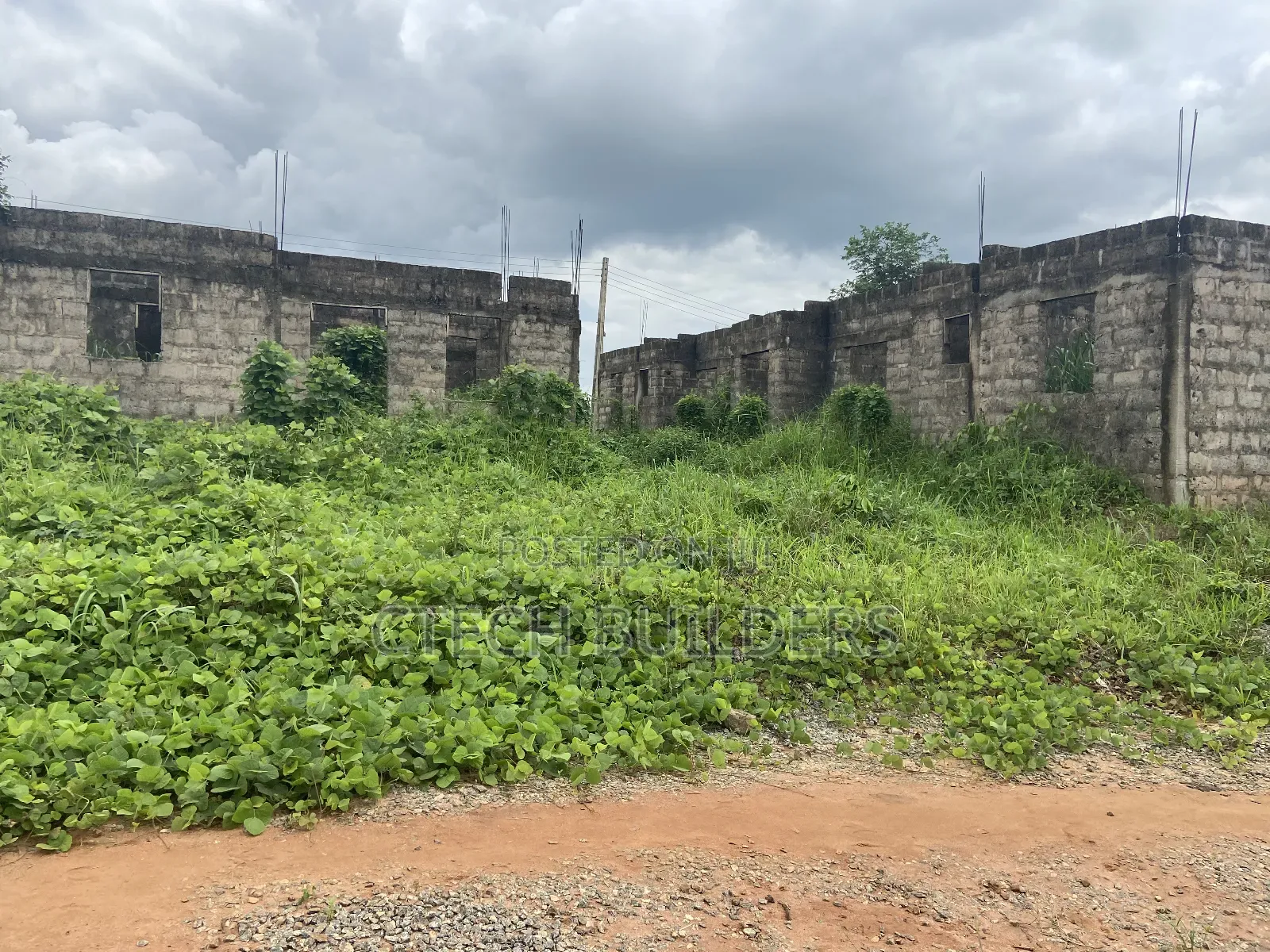 7bdrm Block of Flats in Benin City for sale