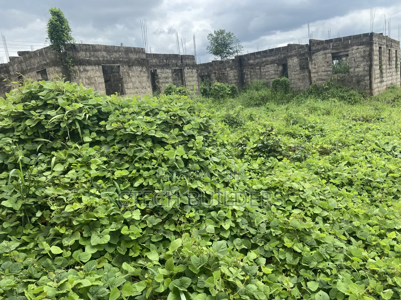 7bdrm Block of Flats in Benin City for sale
