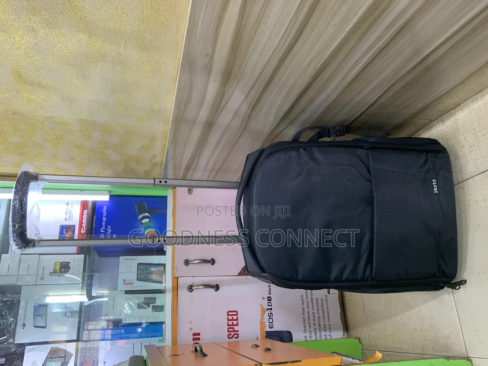 Skoto Camera, Lenses And Laptop Trolley Bag