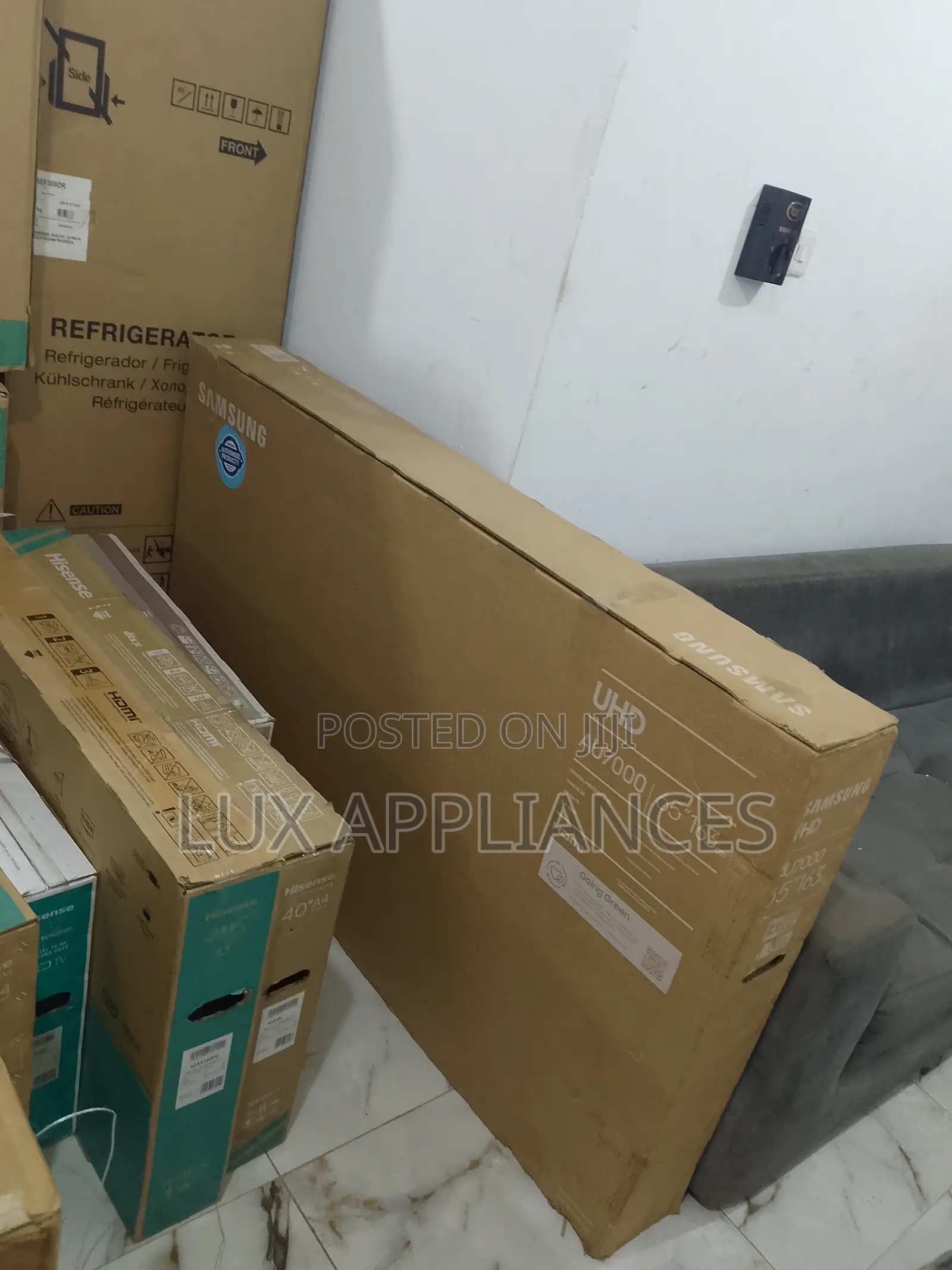 Capable Samsung Brand New 65 Inches TV