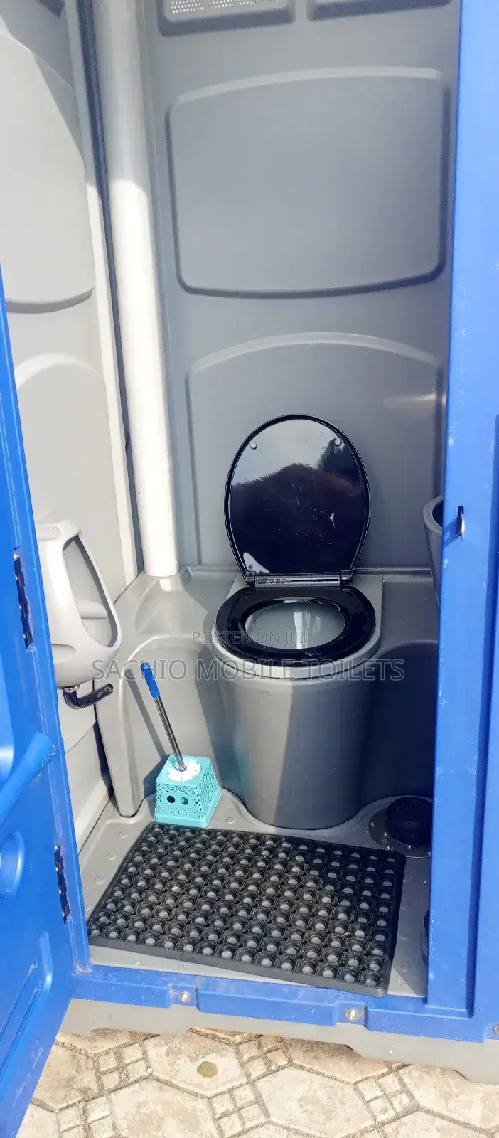 Efficient Mobile Toilet Rentals for Corporate Events