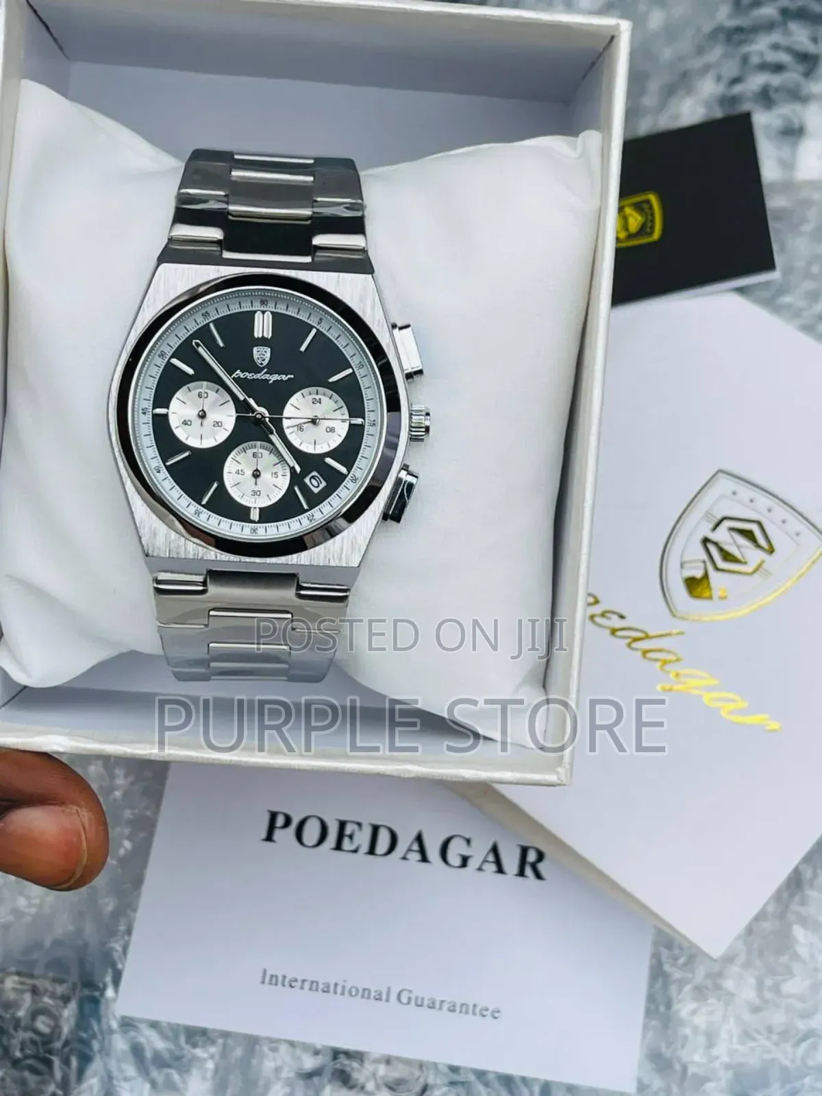 Poedagar Chronograph Wristwatch