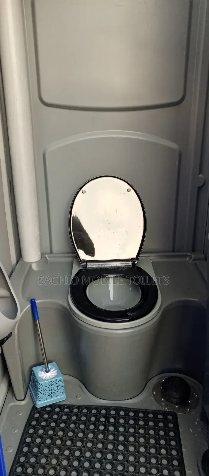 Premium Mobile Restrooms for Ngor Okpala Parties and Events
