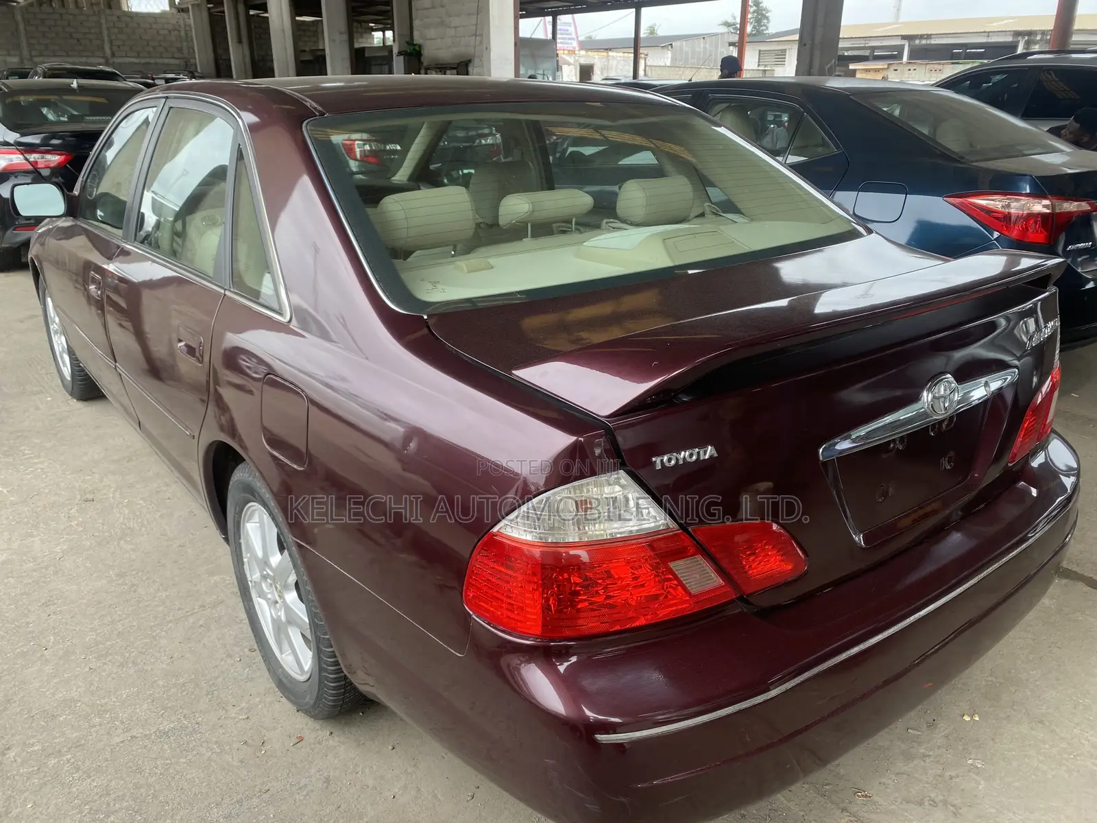Toyota Avalon XL 2005 Burgundy