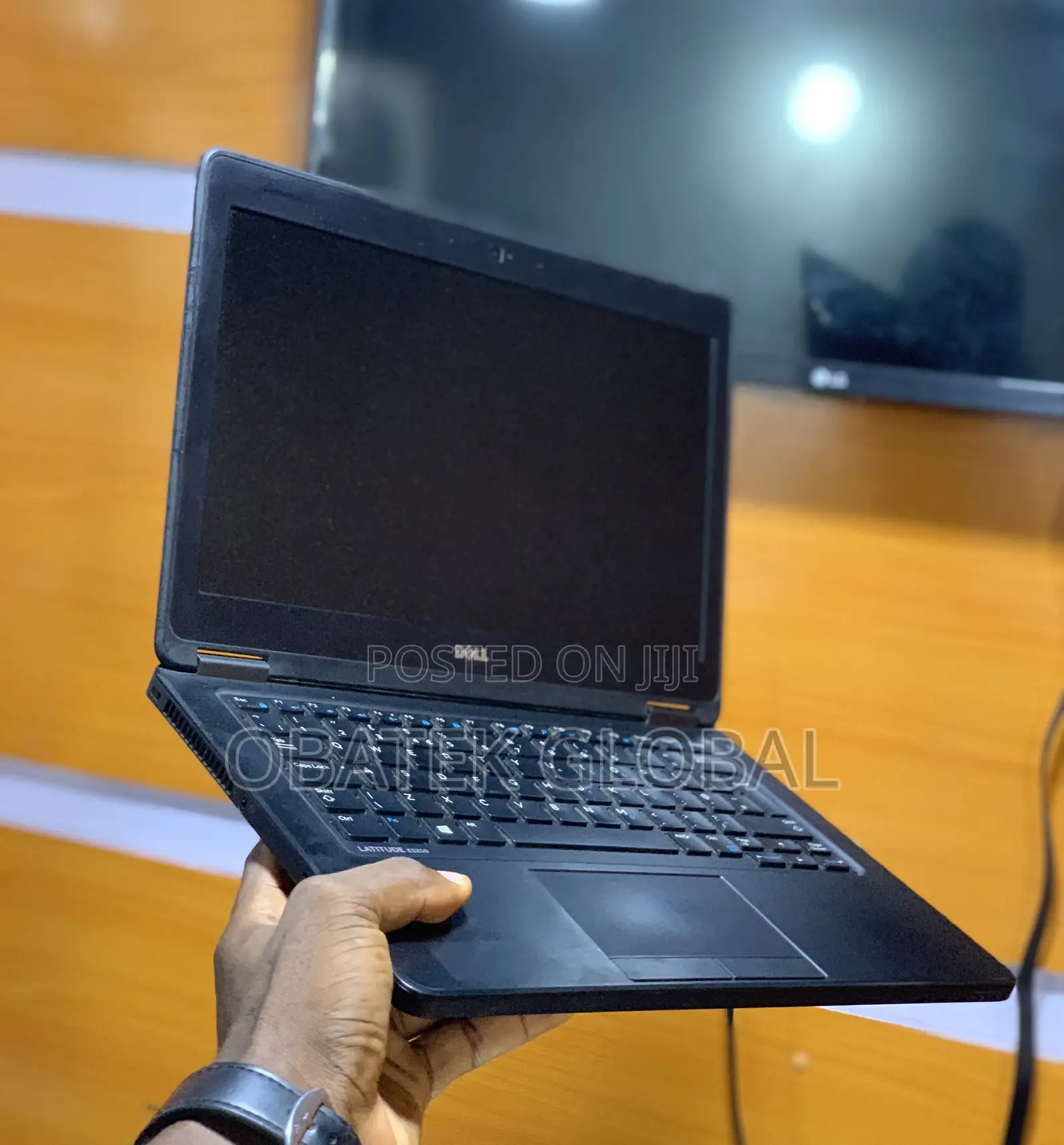 Laptop Dell Latitude 12 E5250 4GB Intel Core I5 HDD 500GB