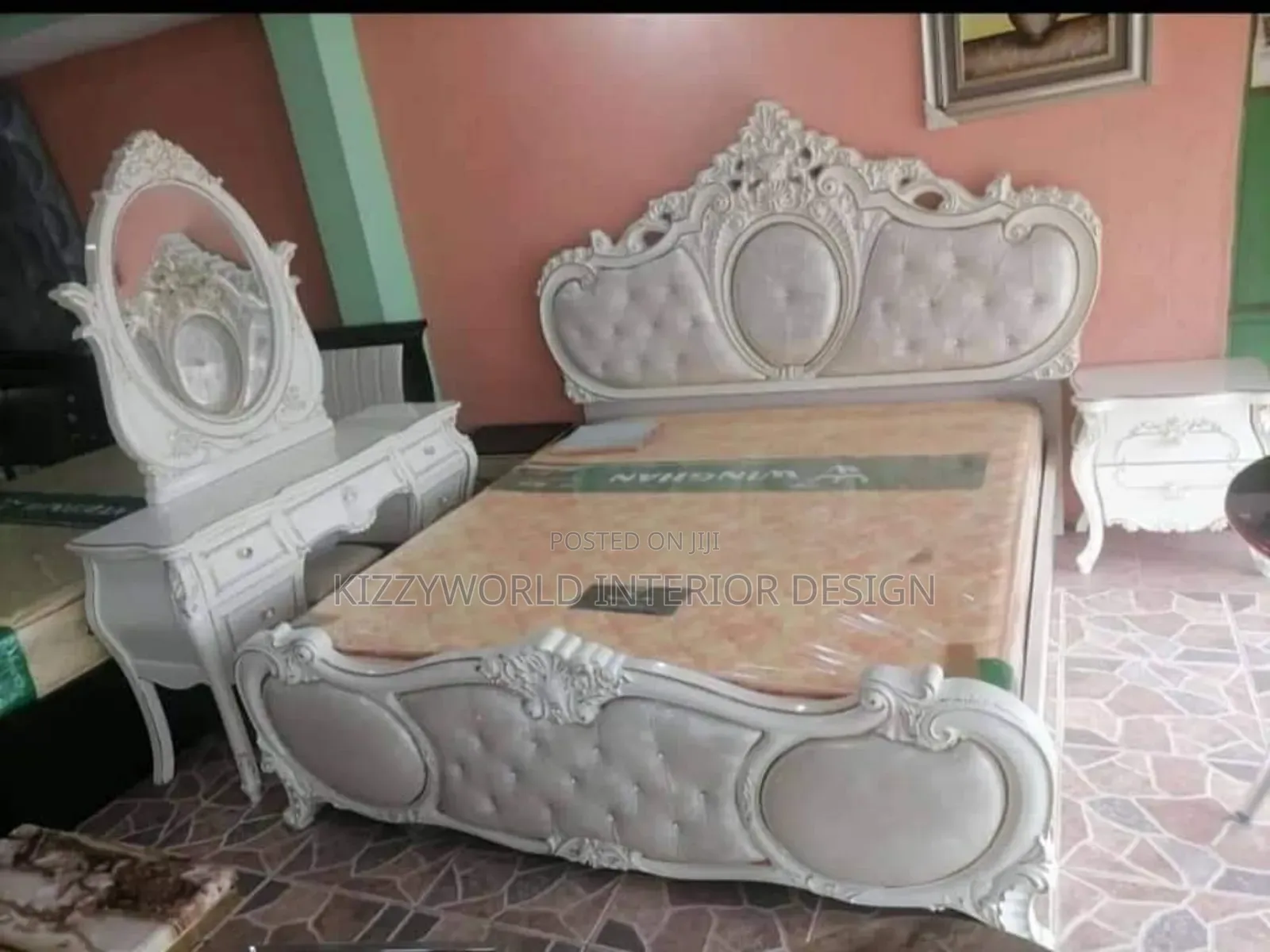 Royal Set of Bed Flame.