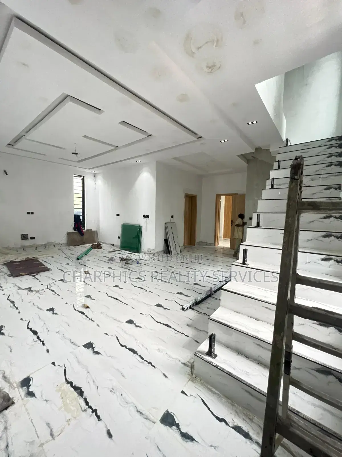 5bdrm Duplex in Ikota for sale
