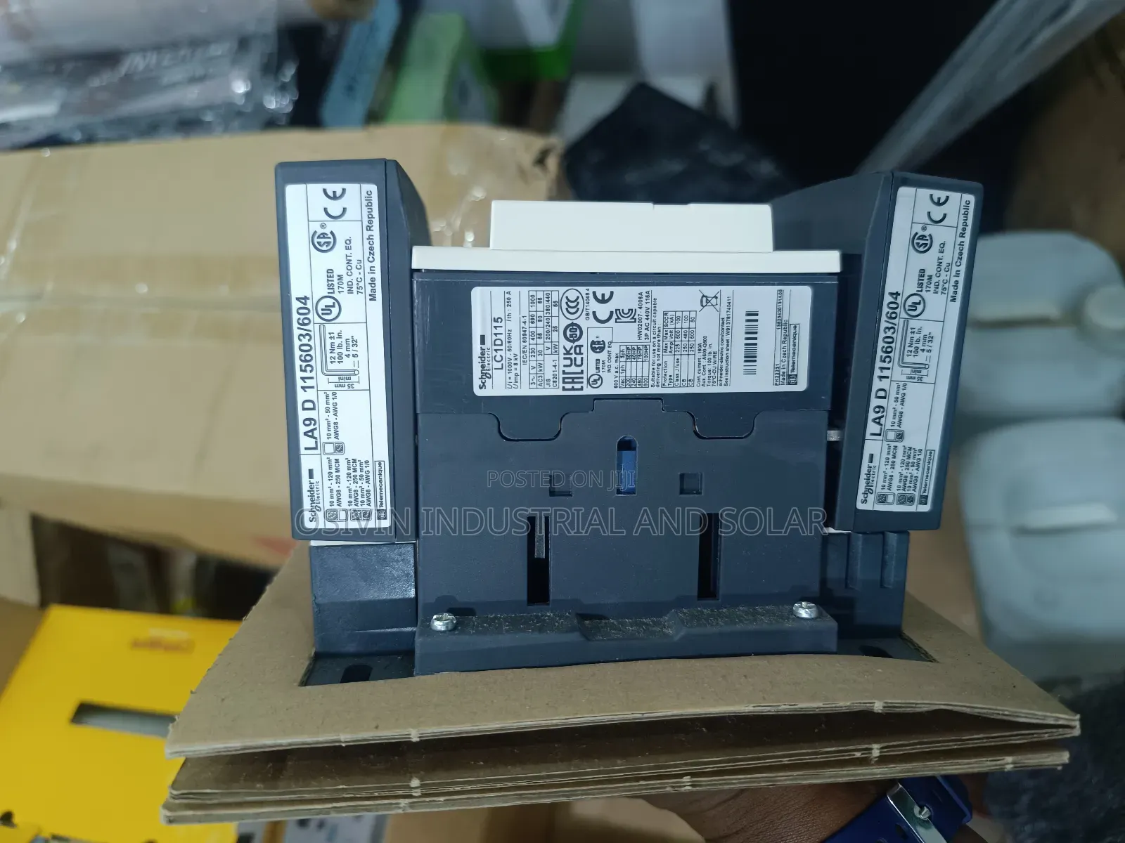 LC1 D115M7 Schneider 215a 3pole Contactor