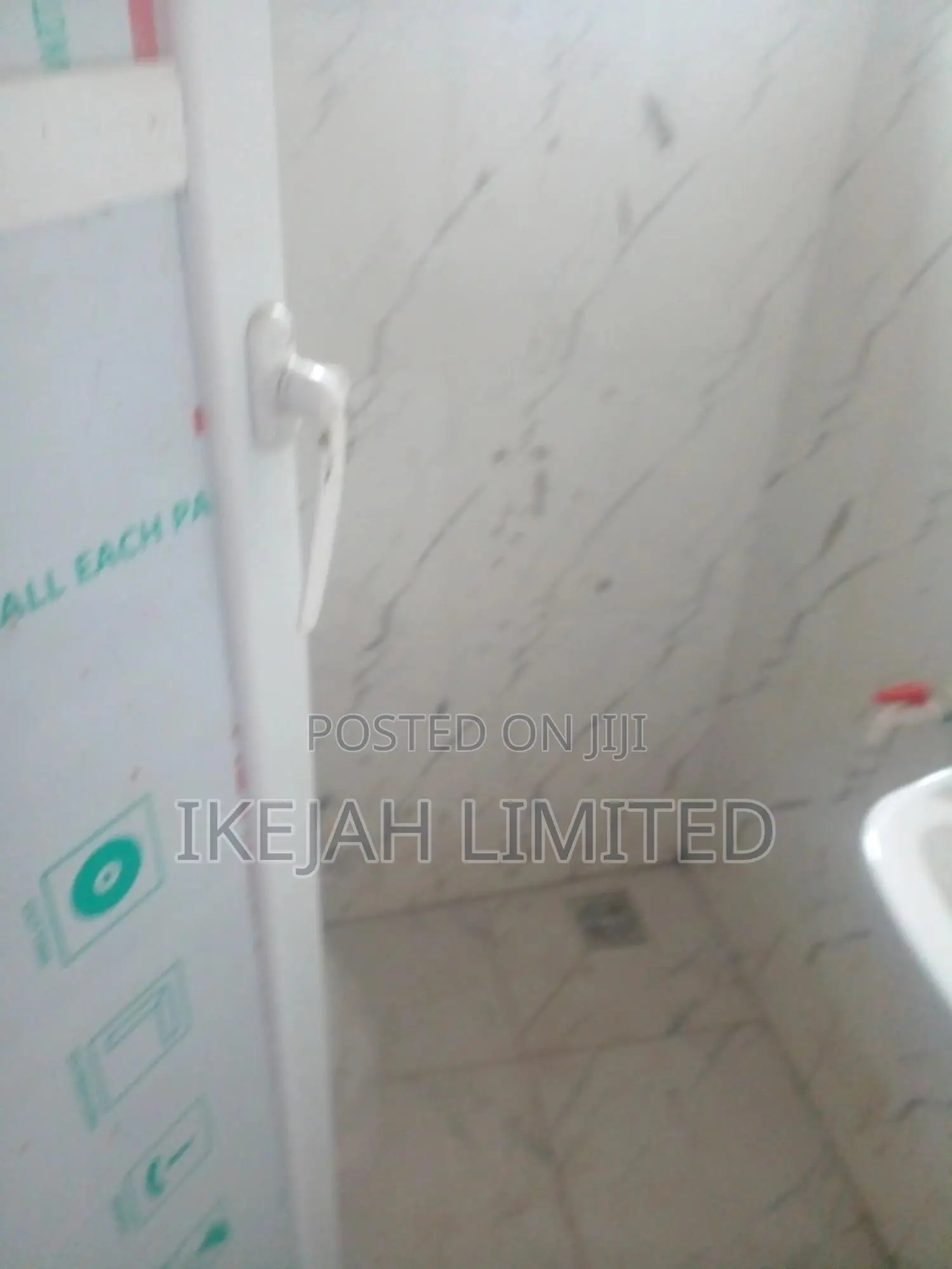 Furnished Studio Apartment in Ajayi Road for rent