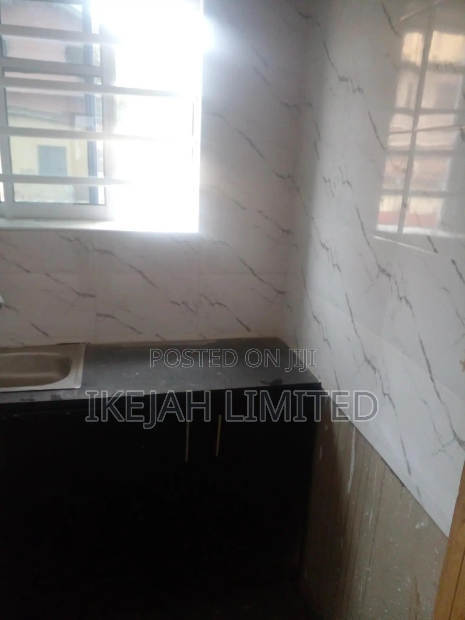 Furnished Studio Apartment in Ajayi Road for rent