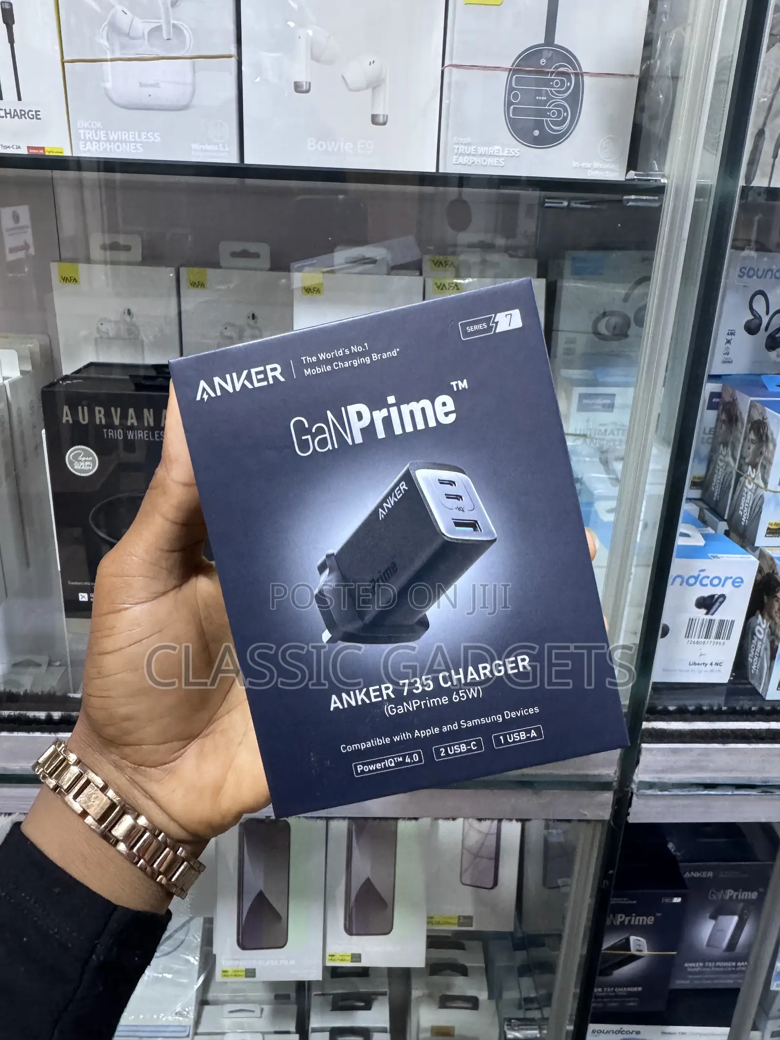 Anker 735 Charger Ganprime 65W With 3 Ports