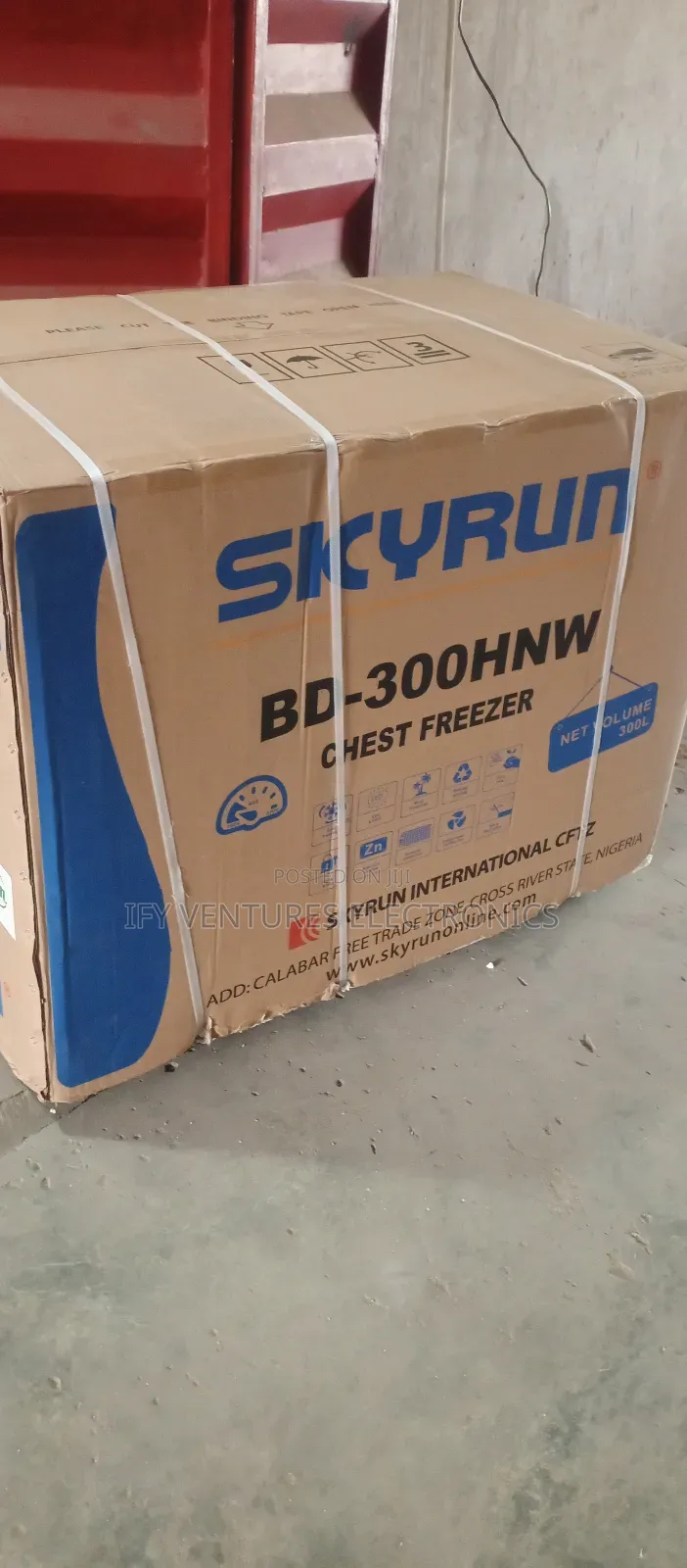 300 Litres Skyrun Chest Freezer Silver Color,Super Freezing