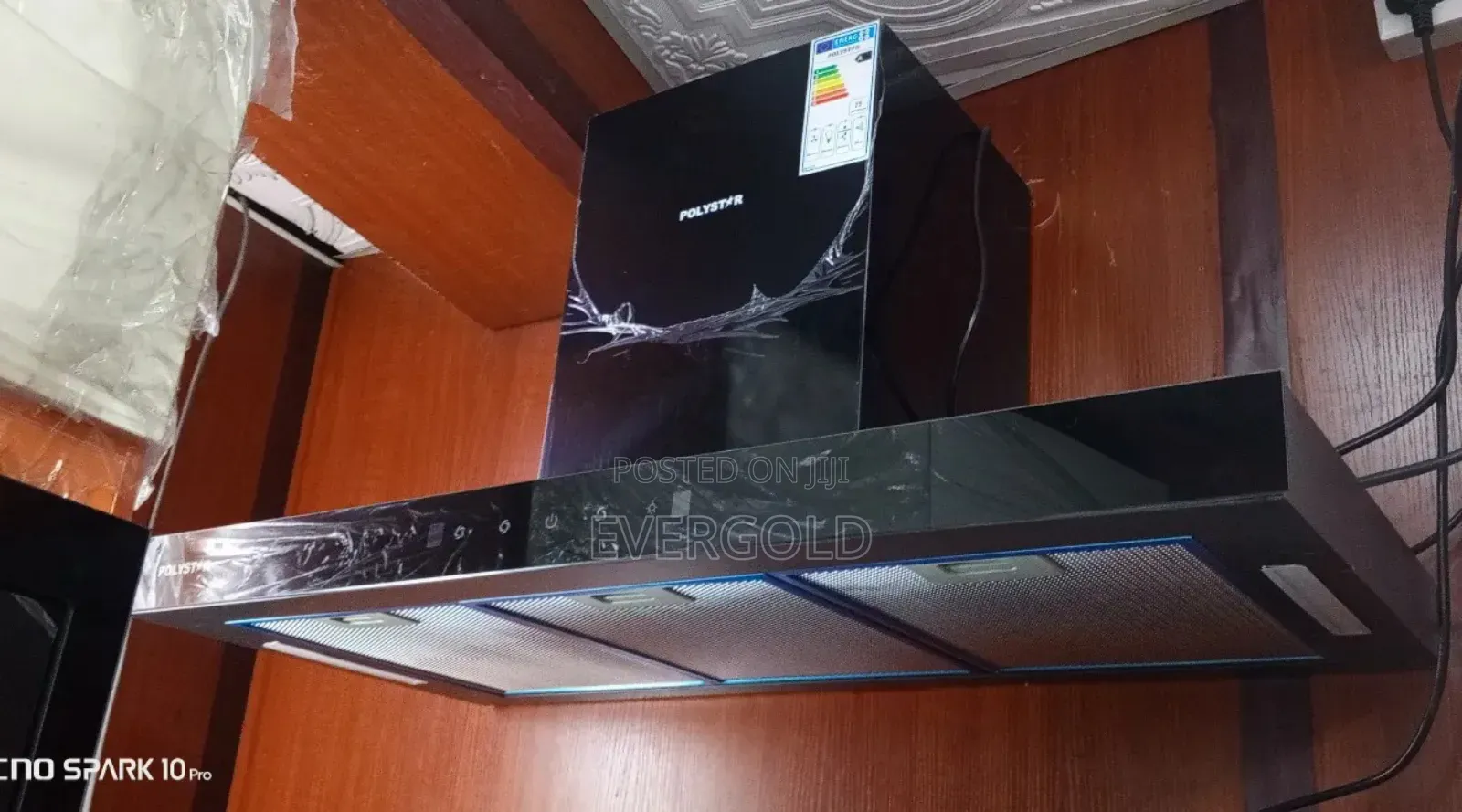 Polystar T Shape Range Hood With Charcoal Filter and Host