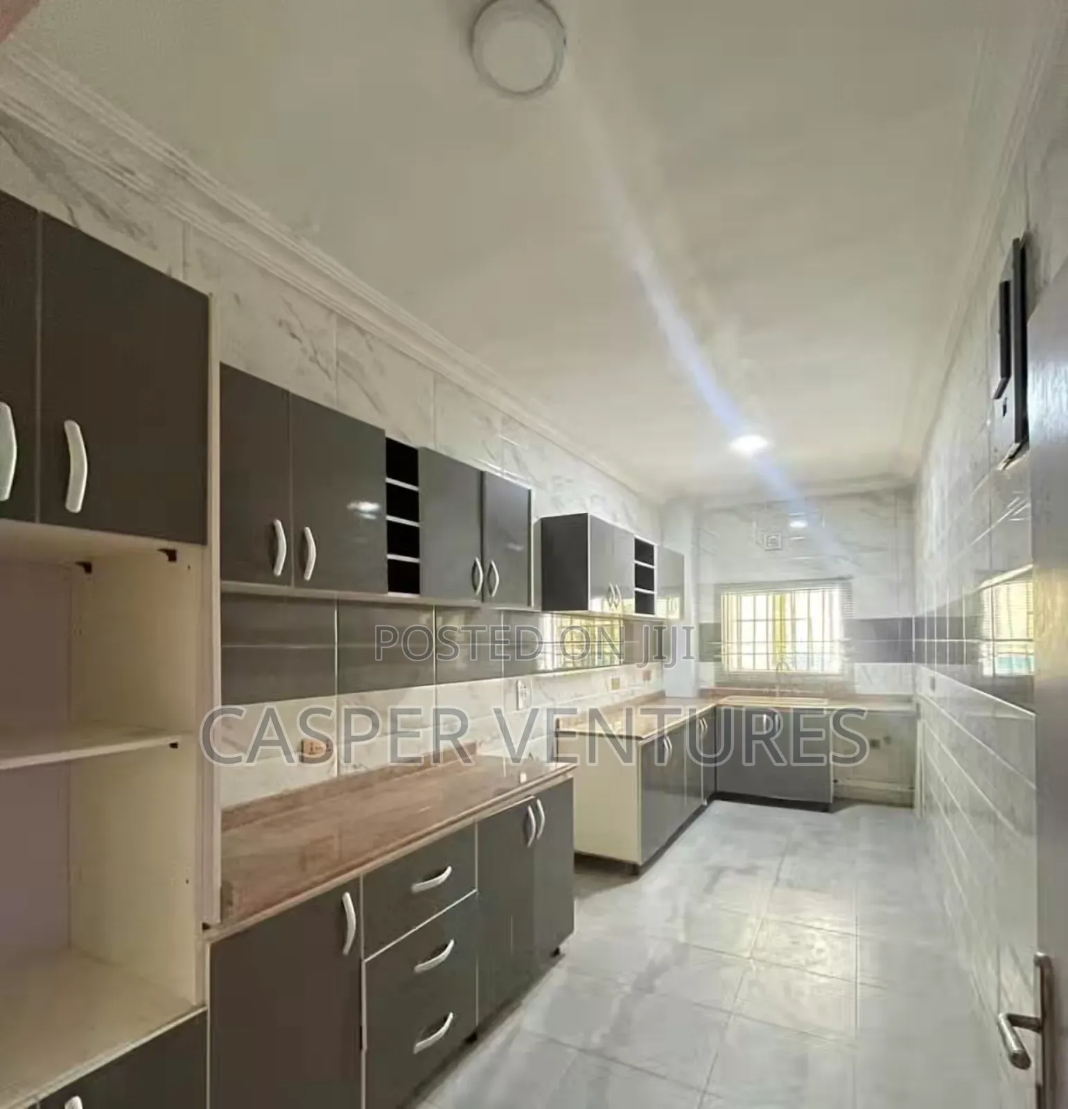 2bdrm Apartment in Paradise, Chevron for rent
