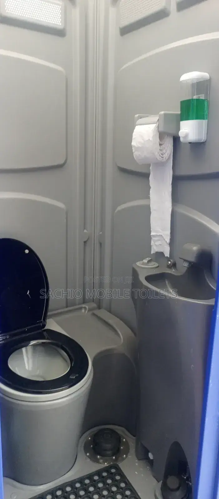 Top-Quality Portable Toilets for Lagos Construction Projects